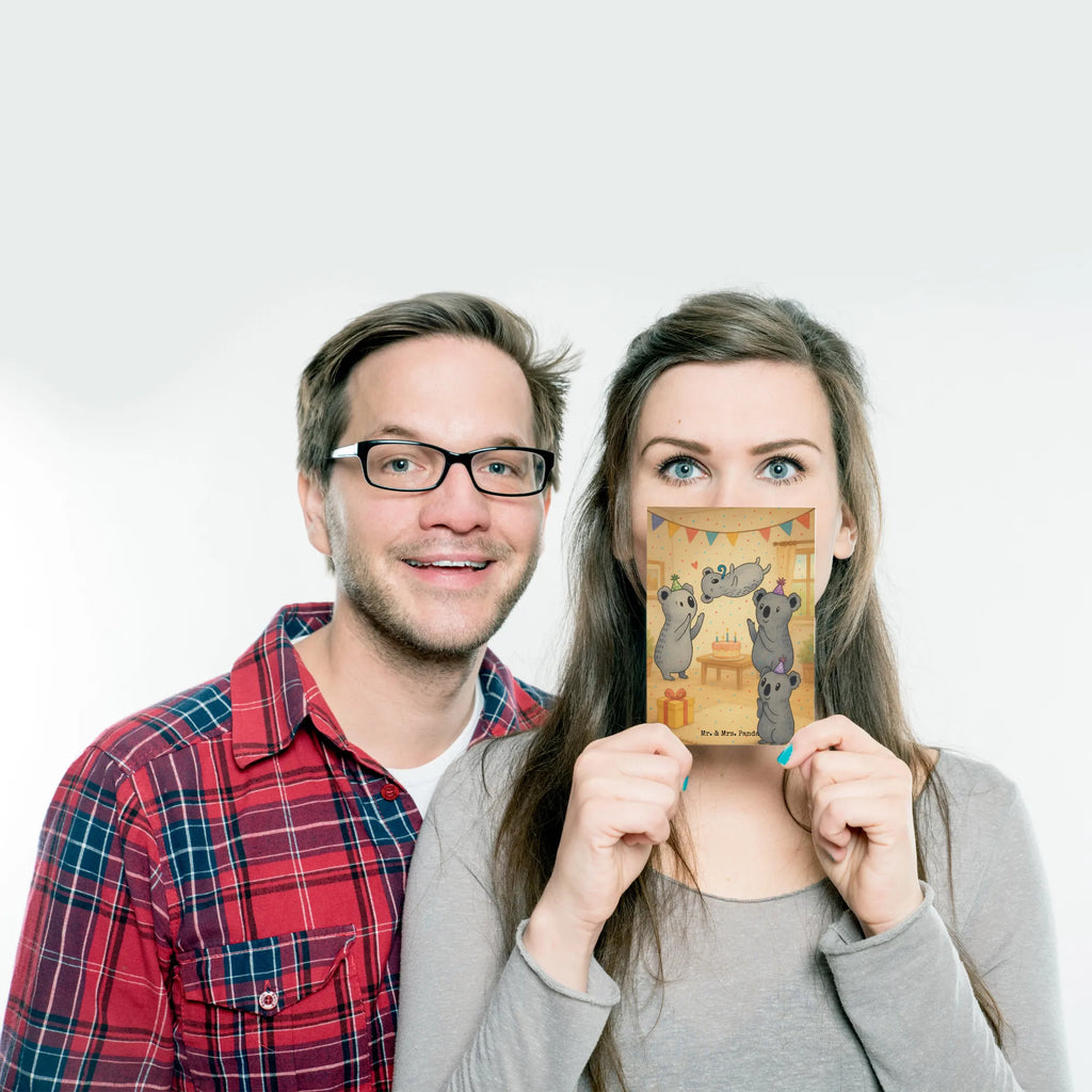 Postkarte Koalas Geburtstag Design Postkarte, Karte, Geschenkkarte, Grußkarte, Einladung, Ansichtskarte, Geburtstagskarte, Einladungskarte, Dankeskarte, Ansichtskarten, Einladung Geburtstag, Einladungskarten Geburtstag, Geburtstag, Geburtstagsgeschenk, Geschenk, Koala, Geburtstage, Happy Birthday, Geburtstagsfeier