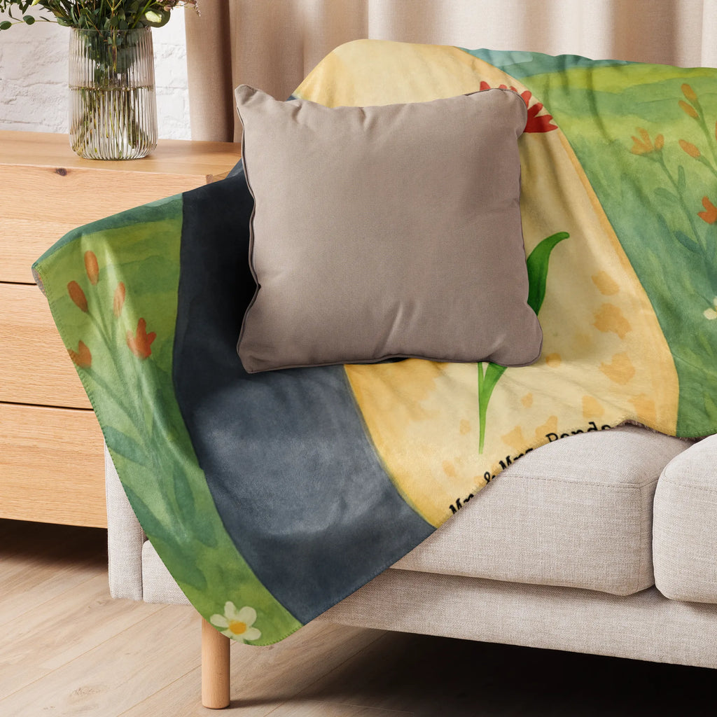 Sherpa Kuscheldecke Pinguin Blumen Design Pinguin, Liebeskummer, Universum, Pinguine, Lebenslust, Wünsche, Leben, Motivation, Lebensziele, Ziele, Blumenkranz, Geschenkidee