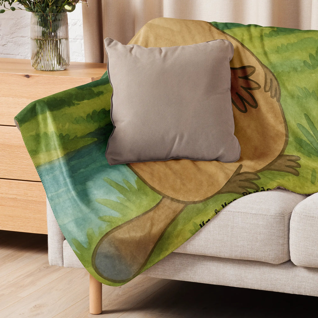 Sherpa Kuscheldecke Schnabeltier Mut Design Meerestiere, Meer, Urlaub, Neuanfang, Arbeit, Weltreise, mutig, Raodtrip, Lebensweisheit, Schnabeltiere, Motivation, Training, Schnabeltier, Mut, Büro, Neustart