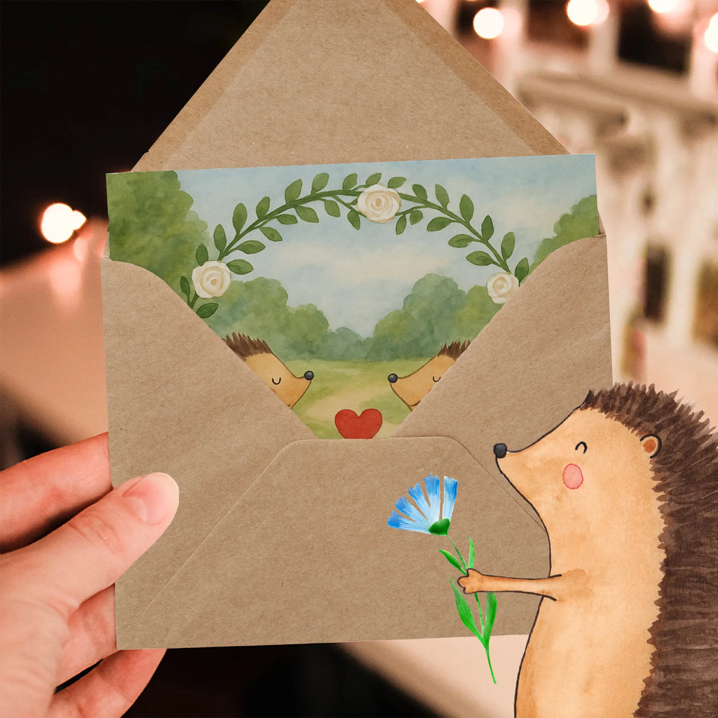 Deluxe Karte Hochzeit Igel Design Karte, Grußkarte, Klappkarte, Einladungskarte, Glückwunschkarte, Hochzeitskarte, Geburtstagskarte, Hochwertige Grußkarte, Hochwertige Klappkarte, Hochzeit, Hochzeitsgeschenk, Ehe, Hochzeitsfeier, Trauung, Trauungsgeschenk, Verlobungsfeier, Verlobungsgeschenk, Hochzeitsgeschenkideen, Hochzeitsgeschenke für Brautpaar, Igel, Paar, Liebe, Freund, Freundin, Paargeschenk