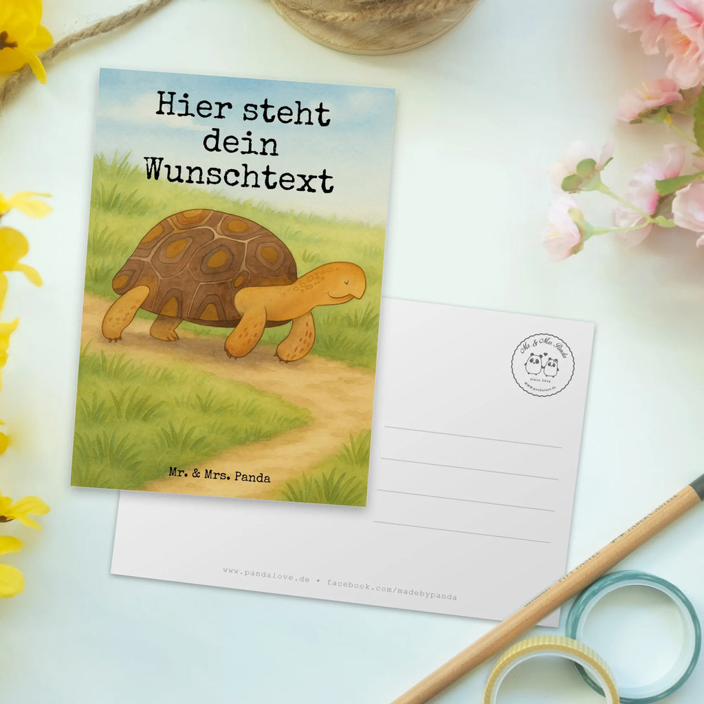 Personalised postcard tortoise March Design Postkarte bedrucken, Postkarte personalisierbar, Grußkarte mit Namen, Ansichtskarte mit Namen, Postkarte mit Wunschtext, Grußkarte mit Wunschtext, Einladung mit Wunschtext, Postkarte mit Namen, Geschenkkarte mit Wunschtext, Geschenkkarte mit Namen, Karte mit Wunschtext, Ansichtskarte mit Wunschtext, Einladung mit Namen, Karte mit Namen, Meerestiere, Meer, Urlaub, Inspiration, Motivation, Schildkröte, Schildkröten, get lost, Neustart, Abenteuer, Lieblingsmensch, Reiselust