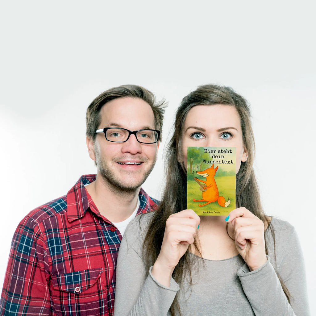 Personalisierte Postkarte Fuchs Gitarre Design Postkarte personalisierbar, Geschenkkarte mit Wunschtext, Einladung mit Wunschtext, Geschenkkarte mit Namen, Postkarte mit Wunschtext, Grußkarte mit Wunschtext, Ansichtskarte mit Wunschtext, Ansichtskarte mit Namen, Karte mit Wunschtext, Postkarte bedrucken, Grußkarte mit Namen, Postkarte mit Namen, Einladung mit Namen, Karte mit Namen, Fuchs, Geschenk Musiker, Füchse, Sänger, Gitarre, Sängerin, Musik Spruch, Musikerin