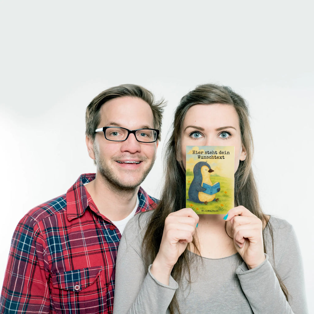 Personalised postcard Penguin A book Design Ansichtskarte mit Namen, Grußkarte mit Namen, Postkarte mit Wunschtext, Postkarte personalisierbar, Postkarte bedrucken, Karte mit Wunschtext, Einladung mit Wunschtext, Geschenkkarte mit Namen, Ansichtskarte mit Wunschtext, Grußkarte mit Wunschtext, Einladung mit Namen, Postkarte mit Namen, Karte mit Namen, Geschenkkarte mit Wunschtext, Pinguin, Pinguine, Faulenzen, Urlaub, Lesen, Buch, Bücherwurm, Freizeit, Nichtstun, Ferien