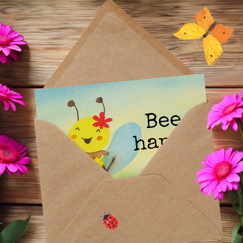 Deluxe Card bee happy Design Karte, Grußkarte, Klappkarte, Einladungskarte, Glückwunschkarte, Hochzeitskarte, Geburtstagskarte, Hochwertige Grußkarte, Hochwertige Klappkarte, Biene, Wespe, Hummel