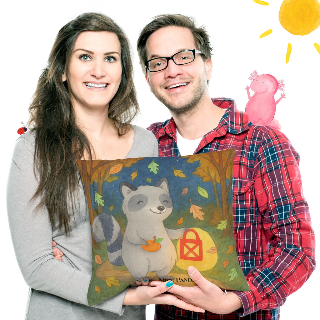 40x40 Kissen Waschbär Laterne Design Sofakissen, Kissenbezug 40x40, Dekokissen Sofa, Kissen 40x40, Motivkissen, Kissenhülle 40x40, Kissenhülle, sitzkissen, Kissen, Dekokissen, Sofakissen 40x40, Kissen 40x40 Waschbar, Kissenbezüge, Kopfkissen, Kopfkissen 40x40, Couchkissen, Zierkissen, Dekokissen 40x40, sofakissen, Halloween, Deko, Martinssingen, Dekoration, Geschenke, Schenken, Waschbär, Herbst, Trick or Treat, Laterne, Süßes sonst gibt's saures, Halloween Deko