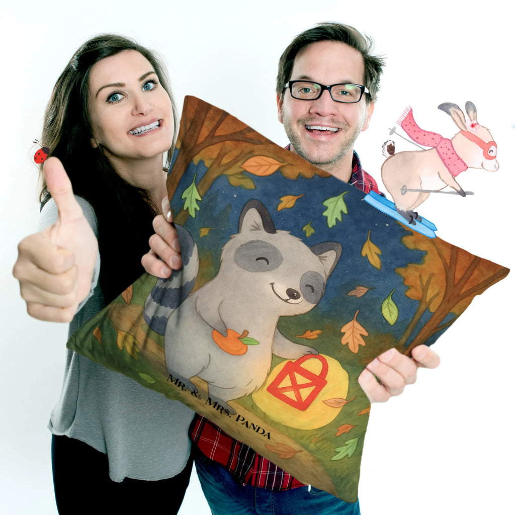 40x40 Kissen Waschbär Laterne Design Sofakissen, Kissenbezug 40x40, Dekokissen Sofa, Kissen 40x40, Motivkissen, Kissenhülle 40x40, Kissenhülle, sitzkissen, Kissen, Dekokissen, Sofakissen 40x40, Kissen 40x40 Waschbar, Kissenbezüge, Kopfkissen, Kopfkissen 40x40, Couchkissen, Zierkissen, Dekokissen 40x40, sofakissen, Halloween, Deko, Martinssingen, Dekoration, Geschenke, Schenken, Waschbär, Herbst, Trick or Treat, Laterne, Süßes sonst gibt's saures, Halloween Deko