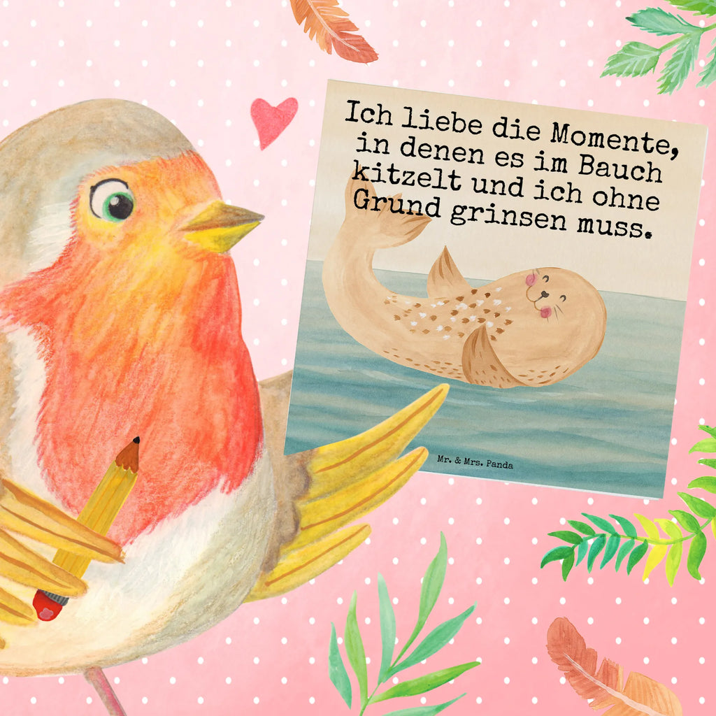 Deluxe Karte Robbe Liegen Design Karte, Grußkarte, Klappkarte, Einladungskarte, Glückwunschkarte, Hochzeitskarte, Geburtstagskarte, Hochwertige Grußkarte, Hochwertige Klappkarte, Tiermotive, Gute Laune, lustige Sprüche, Tiere, Robbe, Robben, Seehund, Strand, Meerestier, Ostsee, Nordsee, Lachen, Freude