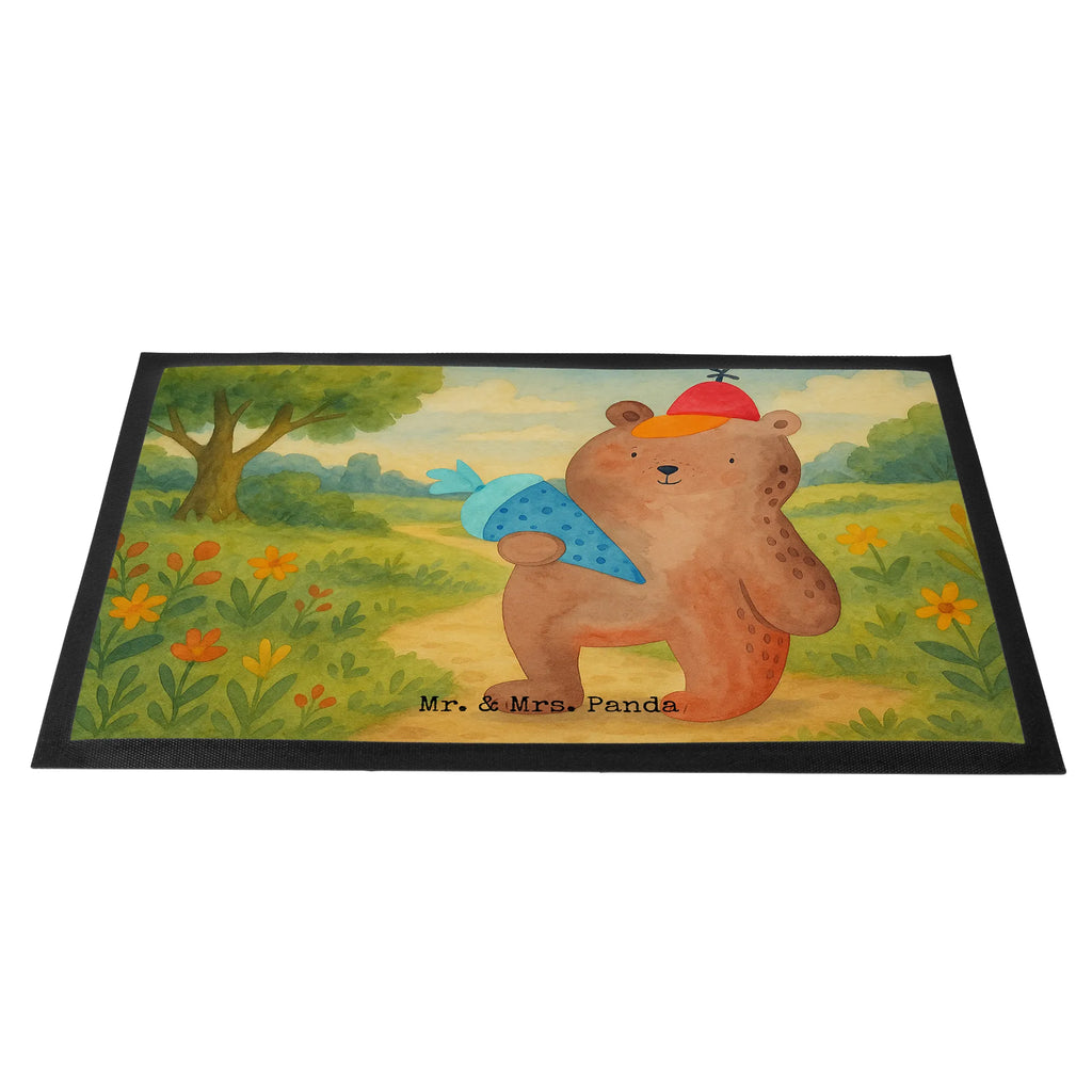Doormat bear School cone Design Haustürmatte, Sauberlaufmatte, Fußabtreter, Schmutzfangmatte waschbar, Fußmatte außen, Eingangsteppich, Fußmatte innen, Fussmatten, Gummi Matte, Schmutzfangmatte, Schmutzmatte, Fußabstreifer außen, Motivfußmatte, Fußmatte outdoor, Fußabtreter außen, Türvorleger, Fußabstreifer, Vorleger, Gummimatte, Schmutzfangteppich, Türmatte, Fußmatte außen wetterfest, Matte, Fußmatten, Fussmatten online, Schmutzfänger, Fußmatte waschbar, Bär, Teddy, Teddybär, Schulbeginn, Grundschule, Einschulung Geschenk, Bär Motiv, Erster Schultag Geschenk, Schule Geschenk, Schultüte, Schulanfang