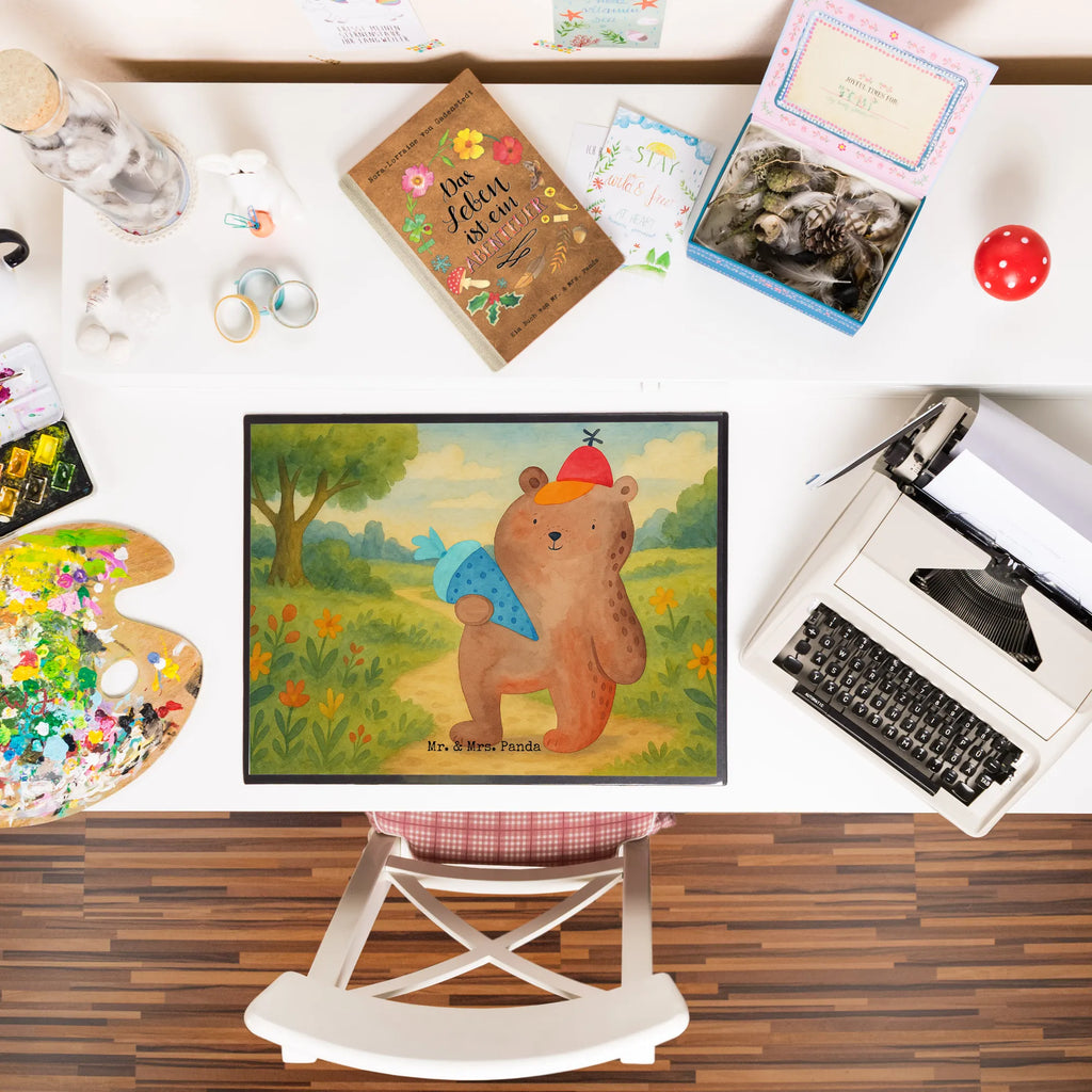 Podkładka na biurko Niedźwiedź Torebka szkolna Design Bürobedarf, Büroartikel, Schreibtisch Unterlagen, Schreibtischunterlage Groß, Schreibwaren, Schreibunterlage, Schreibtischauflage, Bär, Teddy, Teddybär, Grundschule, Schulbeginn, Schule Geschenk, Einschulung Geschenk, Erster Schultag Geschenk, Schulanfang, Bär Motiv, Schultüte