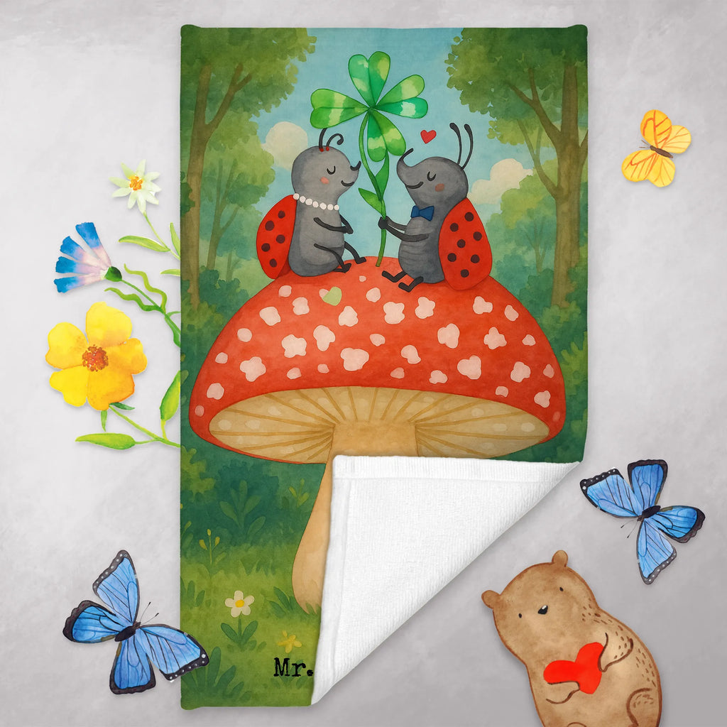 Gästehandtuch Marienkäfer Fliegenpilz Design Gästehandtuch, Gästehandtücher, Handtuch Für Gäste, Gäste-Tuch, Kleines Handtuch, Handtuch Klein, Waschhandtuch, Handtuch Für Gäste-WC, Handtuch Für Toilette, Gästehandtuch Bad, Gästehandtuch Badezimmer, Handtuch Gästezimmer, Gästehandtuch Für Hotels, Gästehandtuch 30x50, Gästehandtuch Set, Gästehandtuch Baumwolle, Gästehandtuch Bio Baumwolle, Gästehandtuch Saugfähig, Gästehandtuch Weich, Gästehandtuch Hochwertig, Gästehandtuch Pflegeleicht, Gästehandtuch Waschbar, Gästehandtuch Strapazierfähig, Gästehandtuch Schnell Trocknend, Gästehandtuch Weiß, Gästehandtuch Beige, Gästehandtuch Grau, Gästehandtuch Schwarz, Gästehandtuch Bunt, Gästehandtuch Mit Muster, Gästehandtuch Mit Bordüre, Gästehandtuch Modern, Gästehandtuch Klassisch, Handtuch Gästeformat, Gästehandtuch Nachhaltig, Gästehandtuch Ökologisch, Tiermotive, Gute Laune, lustige Sprüche, Tiere, Haus, Wohnung, zuhause, Fliegenpilz, Marienkäfer, Fleigenpilzhaus