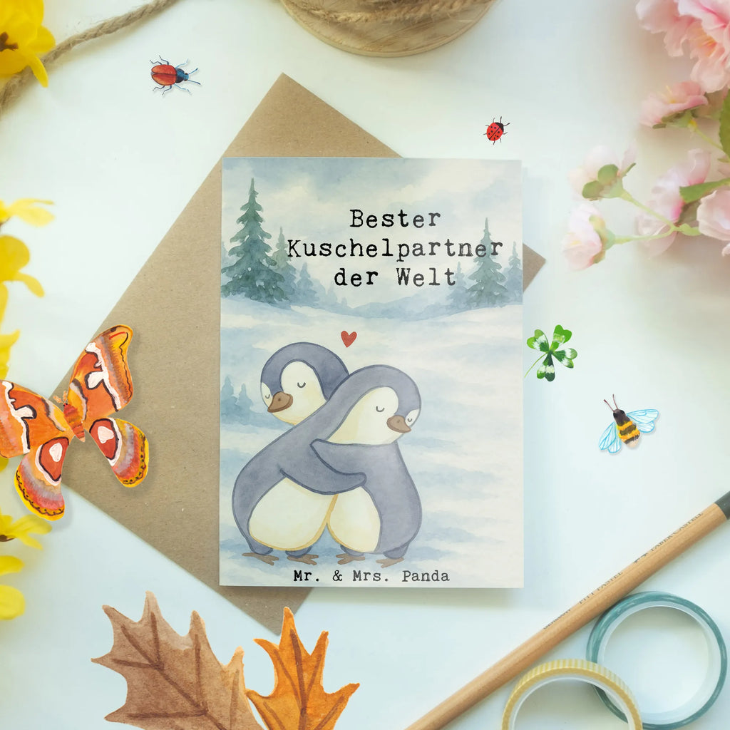 Grußkarte Pinguin Bester Kuschelpartner der Welt Design Karte, Glückwunschkarte, Grußkarte, Geburtstagskarte, Hochzeitskarte, Einladungskarte, Klappkarte, Ansichtskarten, für, Dankeschön, Geschenk, Schenken, Geburtstag, Geburtstagsgeschenk, Geschenkidee, Danke, Bedanken, Mitbringsel, Freude machen, Geschenktipp, Kuschelpartner, Freund, Ehemann, Freundin, Lebenspartner, Kuscheln, Bett, Hochzeitstag, Ehefrau, Liebe, Partner, Ehepartner, verliebt