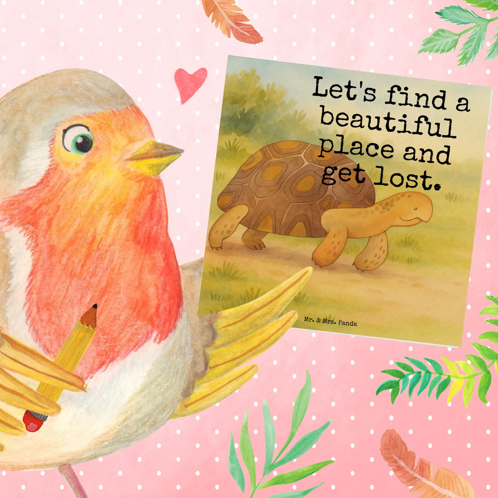 Deluxe Karte Schildkröte Marschieren Design Karte, Grußkarte, Klappkarte, Einladungskarte, Glückwunschkarte, Hochzeitskarte, Geburtstagskarte, Hochwertige Grußkarte, Hochwertige Klappkarte, Meerestiere, Meer, Urlaub, Schildkröte, Schildkröten, get lost, Abenteuer, Reiselust, Inspiration, Neustart, Motivation, Lieblingsmensch