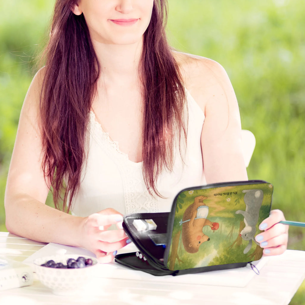 Leather folder Hare Hedgehog Design Federmappe, Stiftetasche, Stifte Etui, Schule, Einschulung, Geschenk, Kind, Schüler, Schülerin, Stifterolle, Federmäppchen, Motiv, Grundschule, Federmäppchen bedruckt, Büro Stifte Etui, Bestückte Federmappe, Kinder Federmappe, Federmappe Einschulung, Tiermotive, Gute Laune, lustige Sprüche, Tiere, Igel und Hase, Igel, Hase, Liebe Spruch, Liebeskummer Geschenk, Herzschmerz, Trösten, Trennungsschmerz, Spruch romantisch