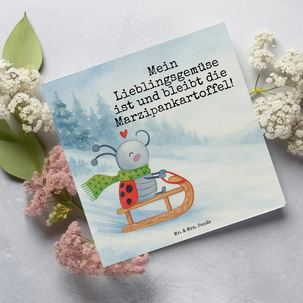 Deluxe Card Smörle sledding Design Hochzeitskarte, Karte, Grußkarte, Klappkarte, Einladungskarte, Hochwertige Klappkarte, Glückwunschkarte, Hochwertige Grußkarte, Geburtstagskarte, Winter, Weihnachten, Weihnachtsdeko, Nikolaus, Advent, Heiligabend, Wintermotiv, Schlittenfahren, Marzipan, Smörle