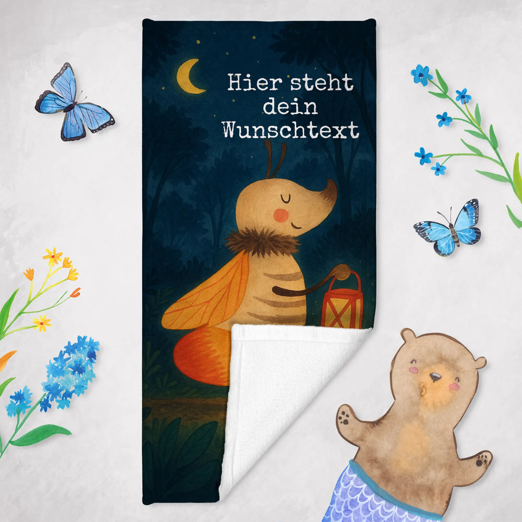 Personalized Bath Towel Firefly Design Saunatuch mit Namen, Kinder Handtuch mit Namen, Personalisiertes Handtuch, Strandtuch mit Namen, Badetuch mit Namen, Personalisiertes Badetuch, Duschtuch mit Namen, Tiermotive, Gute Laune, lustige Sprüche, Tiere, Heiratsantrag, Lieblingsmensch, Glühwurm, Liebesbeweis, Verlobung, Falter, magisch, Jahrestag, Leuchten, Liebe, Liebesspruch, Glühwürmchen