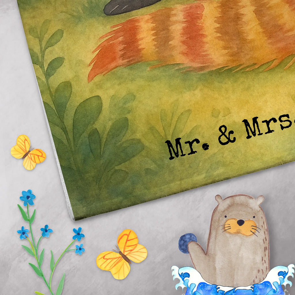 Personalized Guest Towel red panda Design Gäste-Tuch Mit Wunschtext, Gästehandtuch Nachhaltig Personalisiert, Gästehandtuch Mit Muster Und Name, Handtuch Für Toilette Personalisiert, Gästehandtuch Weiß Mit Namen, Gästehandtuch Set Personalisiert, Gästehandtuch Saugfähig Mit Wunschtext, Handtuch Für Gäste Mit Name, Gästehandtuch Ökologisch Mit Namen, Handtuch Gästeformat Mit Gravur, Gästehandtuch Bad Mit Wunschtext, Gästehandtücher Mit Wunschtext, Handtuch Für Gäste-WC Mit Name, Handtuch Gästezimmer Mit Namen, Gästehandtuch Strapazierfähig Mit Text, Gästehandtuch Waschbar Mit Name, Gästehandtuch 30x50 Mit Name, Gästehandtuch Weich Mit Namen, Gästehandtuch Klassisch Mit Wunschtext, Gästehandtuch Mit Namen, Gästehandtuch Badezimmer Personalisiert, Gästehandtuch Bio Baumwolle Mit Text, Gästehandtuch Baumwolle Mit Namen, Gästehandtuch Modern Mit Namen, Gästehandtuch Bunt Personalisiert, Gästehandtuch Beige Mit Gravur, Gästehandtuch Für Hotels Mit Gravur, Gästehandtuch Pflegeleicht Mit Gravur, Waschhandtuch Mit Wunschtext, Gästehandtuch Mit Bordüre Und Wunschtext, Kleines Handtuch Personalisiert, Personalisiertes Gästehandtuch, Gästehandtuch Schnell Trocknend Mit Wunschtext, Gästehandtuch Grau Mit Wunschtext, Gästehandtuch Hochwertig Personalisiert, Gästehandtuch Schwarz Mit Namen, Handtuch Klein Mit Namen, Tiermotive, Gute Laune, lustige Sprüche, Tiere, Panda, Lieblingsmensch, Liebling, Rot, Herz, Liebe