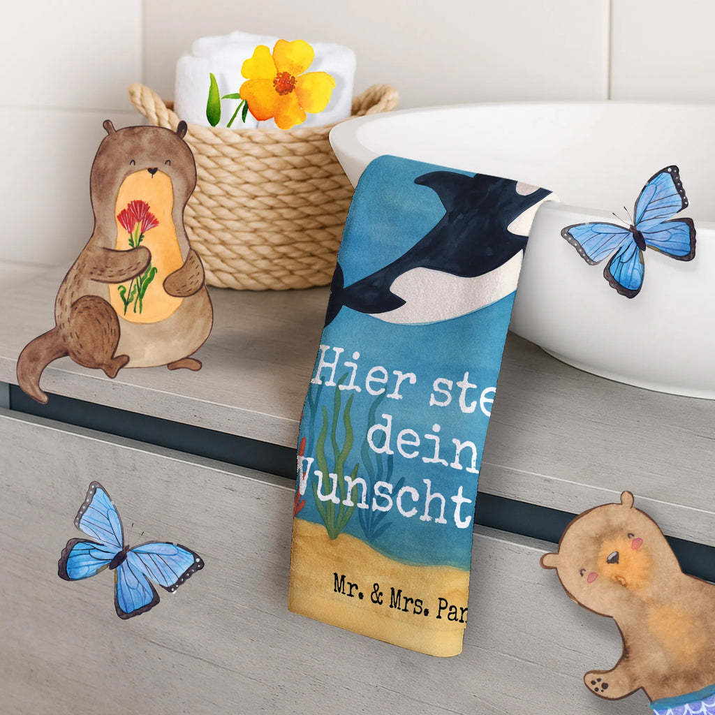 Personalisiertes Gästehandtuch Orca Zylinder Design Gästehandtuch Weich Mit Namen, Gästehandtuch Pflegeleicht Mit Gravur, Personalisiertes Gästehandtuch, Gästehandtuch Strapazierfähig Mit Text, Gästehandtuch Ökologisch Mit Namen, Gästehandtuch Hochwertig Personalisiert, Gästehandtuch Waschbar Mit Name, Gästehandtuch 30x50 Mit Name, Gästehandtuch Bio Baumwolle Mit Text, Gästehandtuch Set Personalisiert, Gästehandtuch Grau Mit Wunschtext, Gästehandtuch Schnell Trocknend Mit Wunschtext, Handtuch Für Gäste-WC Mit Name, Gästehandtuch Für Hotels Mit Gravur, Handtuch Gästeformat Mit Gravur, Gästehandtuch Klassisch Mit Wunschtext, Gästehandtuch Saugfähig Mit Wunschtext, Handtuch Für Toilette Personalisiert, Handtuch Klein Mit Namen, Gästehandtuch Badezimmer Personalisiert, Handtuch Für Gäste Mit Name, Gästehandtuch Mit Muster Und Name, Gästehandtuch Weiß Mit Namen, Gästehandtuch Beige Mit Gravur, Gästehandtuch Mit Namen, Kleines Handtuch Personalisiert, Gästehandtücher Mit Wunschtext, Gäste-Tuch Mit Wunschtext, Waschhandtuch Mit Wunschtext, Gästehandtuch Modern Mit Namen, Handtuch Gästezimmer Mit Namen, Gästehandtuch Bad Mit Wunschtext, Gästehandtuch Bunt Personalisiert, Gästehandtuch Nachhaltig Personalisiert, Gästehandtuch Schwarz Mit Namen, Gästehandtuch Baumwolle Mit Namen, Gästehandtuch Mit Bordüre Und Wunschtext, Meerestiere, Meer, Urlaub, Fest, Narwal, Konfetti, Orca, Glitter, Feier, Glitzer, Fete, Geburtstag, Glückwunsch