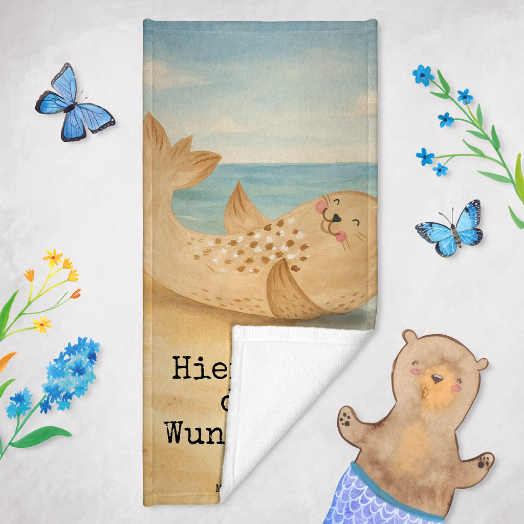 Personalisiertes Badehandtuch Robbe Liegen Design Personalisiertes Badetuch, Strandtuch mit Namen, Personalisiertes Handtuch, Saunatuch mit Namen, Kinder Handtuch mit Namen, Duschtuch mit Namen, Badetuch mit Namen, Tiermotive, Gute Laune, lustige Sprüche, Tiere, Meerestier, Seehund, Strand, Lachen, Robbe, Ostsee, Nordsee, Freude, Robben