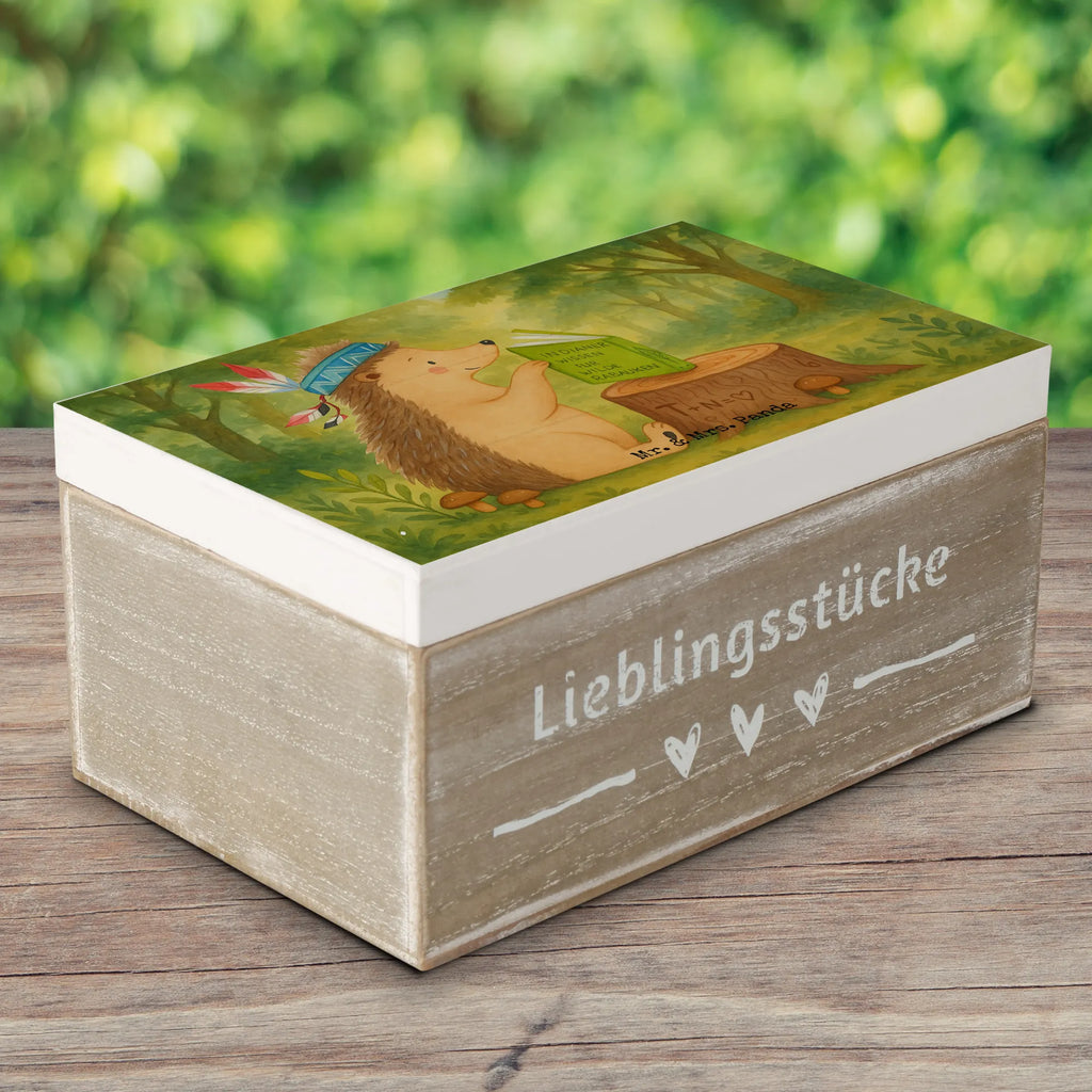 Skrzynia drewniana jeż Ozdoba z piór Design Aufbewahrungsbox aus Holz, Holzkisten, Box aus Holz, holzkästchen, kiste holz, Holz Aufbewahrungsbox, aufbewahrungskiste mit deckel, aufbewahrungstruhe, Aufbewahrungsbox, aufbewahrungsboxen, Holzkiste, Holztruhe, Holzbox mit Deckel, holztruhen, Schatulle, Holzbox, Holzboxen, Aufbewahrungsbox Holz, Aufbewahrungskiste, aufbewahrungskisten, truhe holz, Holzkiste mit Deckel, holzschatulle, box holz, holzschachtel, Waldtiere, Tiere, Indianer, Camping, Lagerfeuer, Igel, Abenteuer