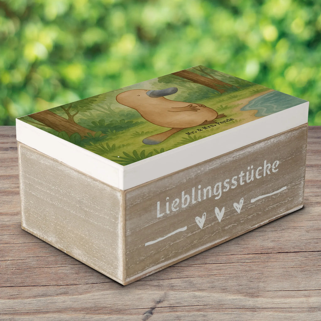Holzkiste Schnabeltier Mut Design XXL, Geschenkdose, Erinnerungsbox, Geschenkbox, Aufbewahrungsbox, Kiste, Schatzkiste, Erinnerungskiste, Dekokiste, Schatulle, Truhe, Holzkiste, Meerestiere, Meer, Urlaub, Mut, Training, Raodtrip, Weltreise, Neustart, Motivation, Büro, mutig, Arbeit, Neuanfang, Schnabeltiere, Lebensweisheit, Schnabeltier