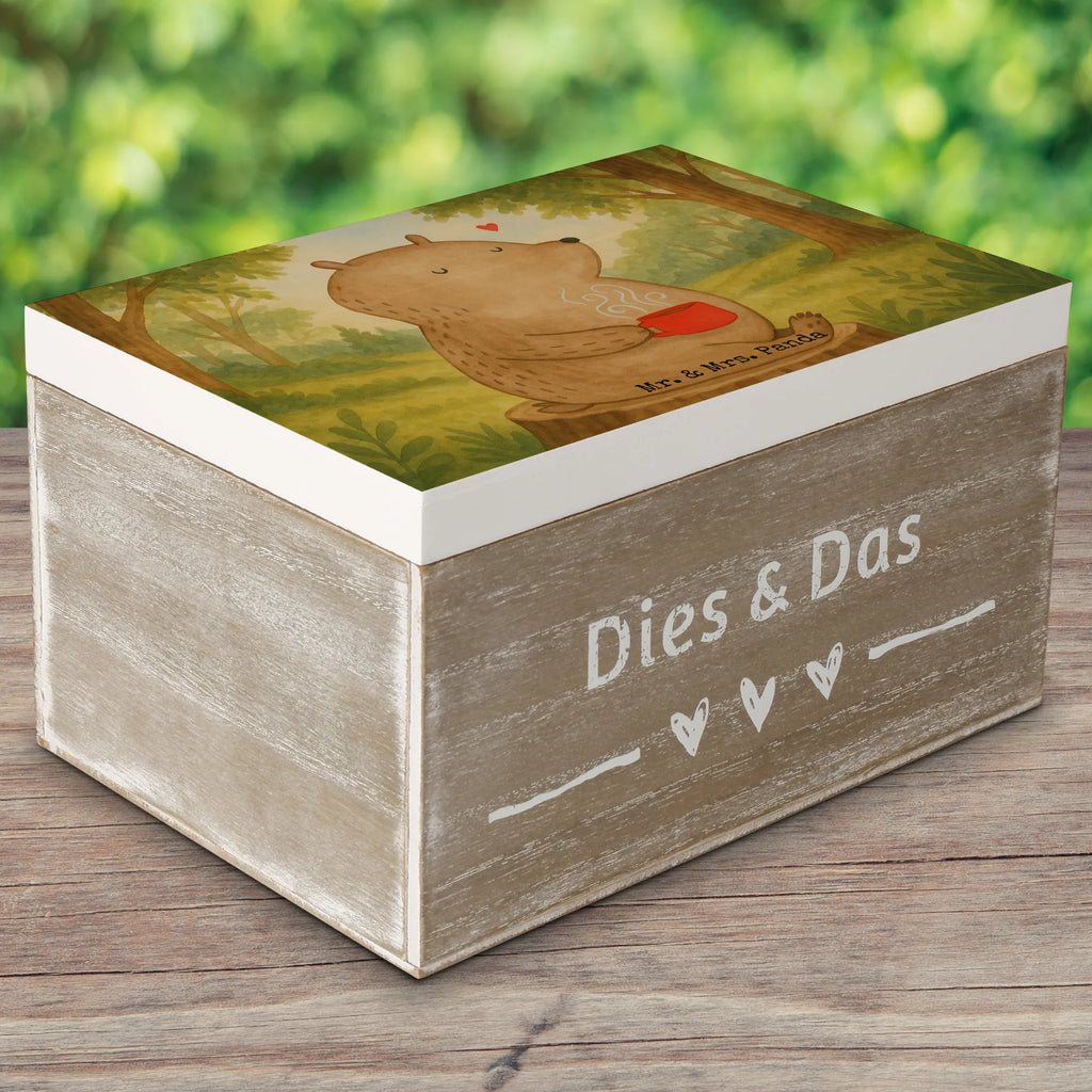 Holzkiste Bär Kaffee Design Erinnerungskiste, Aufbewahrungsbox, Dekokiste, Truhe, XXL, Erinnerungsbox, Geschenkbox, Schatzkiste, Holzkiste, Schatulle, Geschenkdose, Kiste, Bär, Teddy, Teddybär, guten Morgen, Welt erobern, Morgenroutine, Welt retten, Motivation, Bären, Coffee, Kaffee