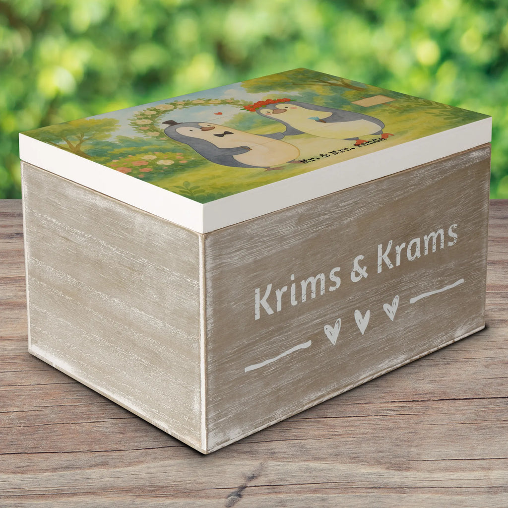 Holzkiste Hochzeit Pinguin Design Aufbewahrungsbox, Geschenkbox, Geschenkdose, Dekokiste, Holzkiste, Kiste, XXL, Schatzkiste, Erinnerungsbox, Schatulle, Truhe, Erinnerungskiste, Hochzeit, Hochzeitsgeschenk, Ehe, Hochzeitsfeier, Trauung, Trauungsgeschenk, Hochzeitskarte, Verlobungsfeier, Verlobungsgeschenk, Hochzeitsgeschenkideen, Hochzeitsgeschenke für Brautpaar, Pinguin, Hochzeitstag, geschenkidee Hochzeit, Gastgeschenk, Pinguine