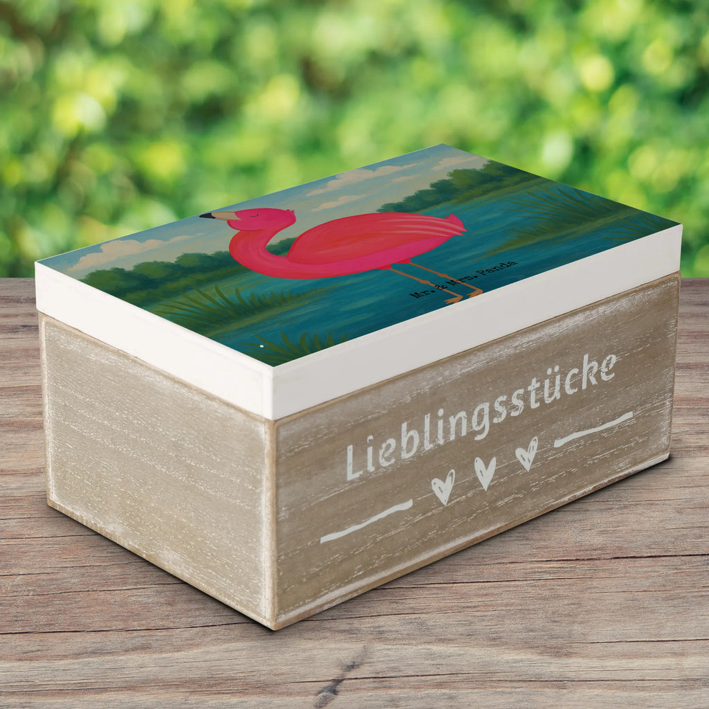 Wooden chest flamingo Proud Design Schatulle, Holzkiste, XXL, Geschenkdose, Dekokiste, Erinnerungsbox, Geschenkbox, Truhe, Aufbewahrungsbox, Erinnerungskiste, Schatzkiste, Kiste, Flamingo, Selbstliebe, Selbstakzeptanz, Tochter, Freundin, Schwester, Mama, beste Freundin, Freude, stolz