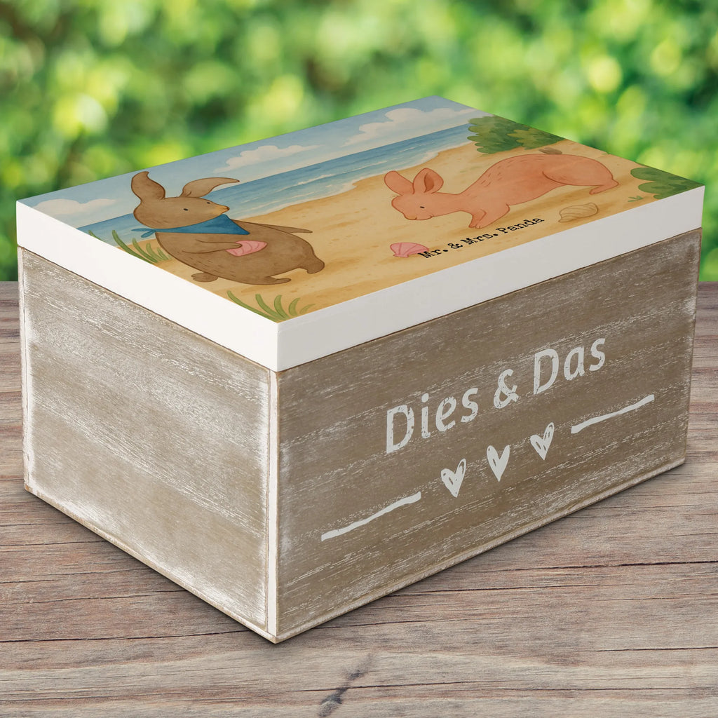 Holzkiste Hasen Muschel Design Geschenkbox, Truhe, XXL, Dekokiste, Geschenkdose, Holzkiste, Schatzkiste, Erinnerungskiste, Aufbewahrungsbox, Schatulle, Kiste, Erinnerungsbox, Familie, Vatertag, Muttertag, Bruder, Schwester, Mama, Papa, Oma, Opa, BFF, Muscheln sammeln, Muscheln, beste Freundin, Meer, Freundin, Freundinnen, Hasen, best friends