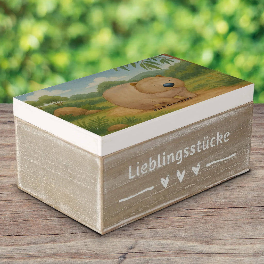 Skrzynia drewniana Wombat Design Aufbewahrungsbox, Truhe, Dekokiste, Erinnerungsbox, Erinnerungskiste, Geschenkbox, Kiste, Schatulle, Schatzkiste, Holzkiste, XXL, Geschenkdose, Tiermotive, Gute Laune, lustige Sprüche, Tiere, Australien, Das Leben ist schön, Spruch, Wombat, Motivation