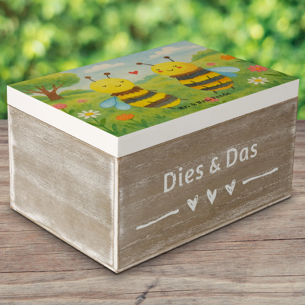 Holzkiste Biene Verliebt Design Holzkiste, Kiste, Schatzkiste, Truhe, Schatulle, XXL, Erinnerungsbox, Erinnerungskiste, Dekokiste, Aufbewahrungsbox, Geschenkbox, Geschenkdose, Biene, Wespe, Hummel