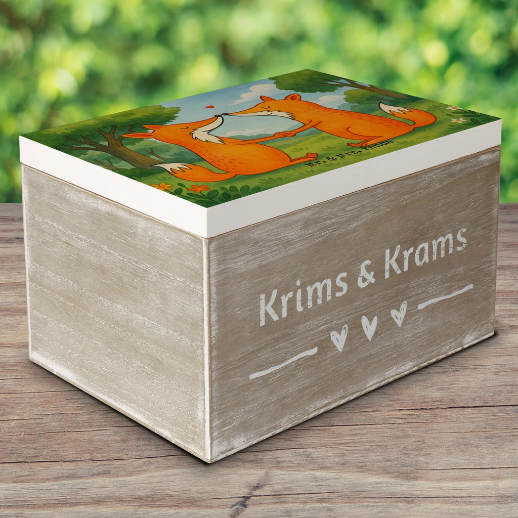 Wooden chest foxes Love Design Schatzkiste, Dekokiste, XXL, Geschenkbox, Erinnerungsbox, Aufbewahrungsbox, Geschenkdose, Schatulle, Kiste, Truhe, Erinnerungskiste, Holzkiste, Fuchs, Liebespaar, Ehemann, Füchse, Verlobte, Freundin, Partner, Ehefrau, Ehe, Liebesbeweis, Paar, Fox, Liebe, Freund