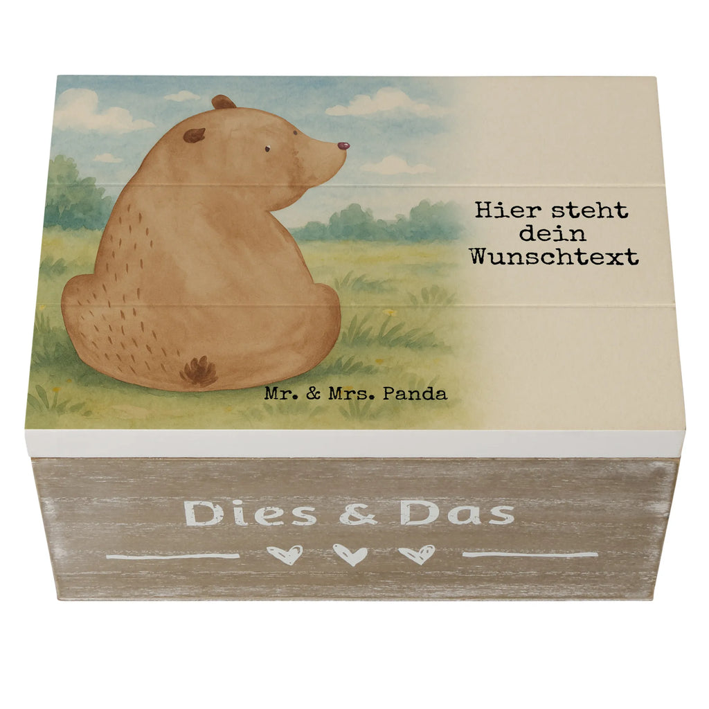 Personalised wooden chest bear shoulder look Design mit Namen, Erinnerungskiste Personalisiert, Schatulle mit Namen, Kiste Personalisiert, Erinnerungsbox mit Namen, Schatzkiste mit Namen, Truhe Personalisiert, Kiste mit Namen, GEschenkdose personalisiert, Holzkiste mit Namen, Truhe mit Namen, Erinnerungskiste, Schatzkiste Personalisiert, Erinnerungsbox Personalisiert, Geschenkbox personalisiert, Schatulle Personalisiert, Holzkiste Personalisiert, Aufbewahrungsbox mit Namen, Aufbewahrungsbox Personalisiert, Dekokiste Personalisiert, Dekokiste mit Namen, Bär, Teddy, Teddybär, Motivation, Selbstachtung, Weisheit, Bären, Bärenliebe, Weltansicht
