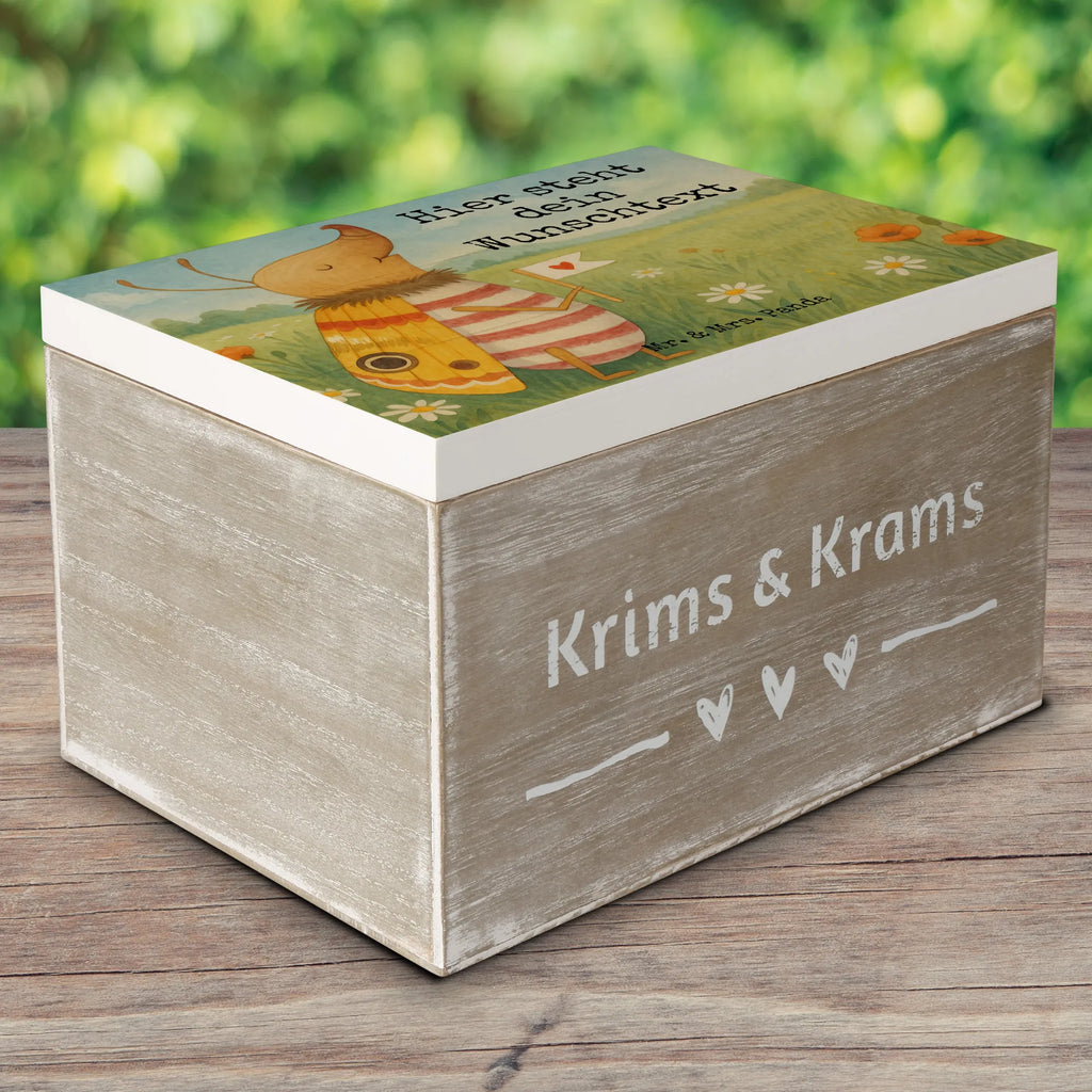Personalised wooden chest Moth flag Design Holzkiste Personalisiert, mit Namen, Schatulle mit Namen, Truhe Personalisiert, Erinnerungsbox mit Namen, Aufbewahrungsbox mit Namen, Dekokiste Personalisiert, Kiste Personalisiert, Truhe mit Namen, Geschenkbox personalisiert, Schatzkiste mit Namen, Aufbewahrungsbox Personalisiert, Holzkiste mit Namen, Erinnerungskiste Personalisiert, Erinnerungskiste, Schatzkiste Personalisiert, GEschenkdose personalisiert, Schatulle Personalisiert, Dekokiste mit Namen, Kiste mit Namen, Erinnerungsbox Personalisiert, Tiermotive, Gute Laune, lustige Sprüche, Tiere, Käfer, Küche Deko, Was kostet die Welt, Spruch witzig, süß, Spruch lustig, Nachtfalter, niedlich