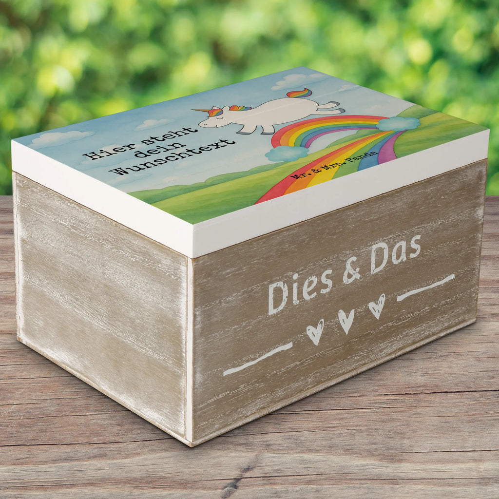 Personalisierte Holzkiste Einhorn Regenbogen Design GEschenkdose personalisiert, Kiste mit Namen, Schatulle Personalisiert, mit Namen, Kiste Personalisiert, Geschenkbox personalisiert, Aufbewahrungsbox Personalisiert, Schatzkiste Personalisiert, Aufbewahrungsbox mit Namen, Holzkiste mit Namen, Schatulle mit Namen, Dekokiste mit Namen, Dekokiste Personalisiert, Erinnerungskiste Personalisiert, Schatzkiste mit Namen, Erinnerungsbox Personalisiert, Truhe Personalisiert, Erinnerungskiste, Truhe mit Namen, Erinnerungsbox mit Namen, Holzkiste Personalisiert, Einhorn, Einhörner, Einhorn Deko, Unicorn, Einhornautobahn, Regenbogen, Einhornpower, Erwachsenwerden, Glitzer