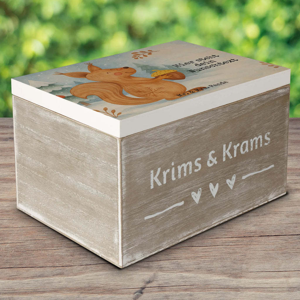 Personalised wooden chest Squirrel Christmas Design Erinnerungskiste, Truhe Personalisiert, mit Namen, Schatzkiste mit Namen, Schatulle Personalisiert, Kiste Personalisiert, Schatulle mit Namen, GEschenkdose personalisiert, Kiste mit Namen, Erinnerungsbox mit Namen, Aufbewahrungsbox Personalisiert, Aufbewahrungsbox mit Namen, Holzkiste mit Namen, Geschenkbox personalisiert, Erinnerungskiste Personalisiert, Schatzkiste Personalisiert, Dekokiste Personalisiert, Erinnerungsbox Personalisiert, Dekokiste mit Namen, Truhe mit Namen, Holzkiste Personalisiert, Winter, Weihnachten, Weihnachtsdeko, Nikolaus, Advent, Heiligabend, Wintermotiv, Frohe Weihnachten, Neujahr, Weihnachtsgruß, Vogel, Weihnachtsmotiv, Guten Rutsch, Frohes neues Jahr