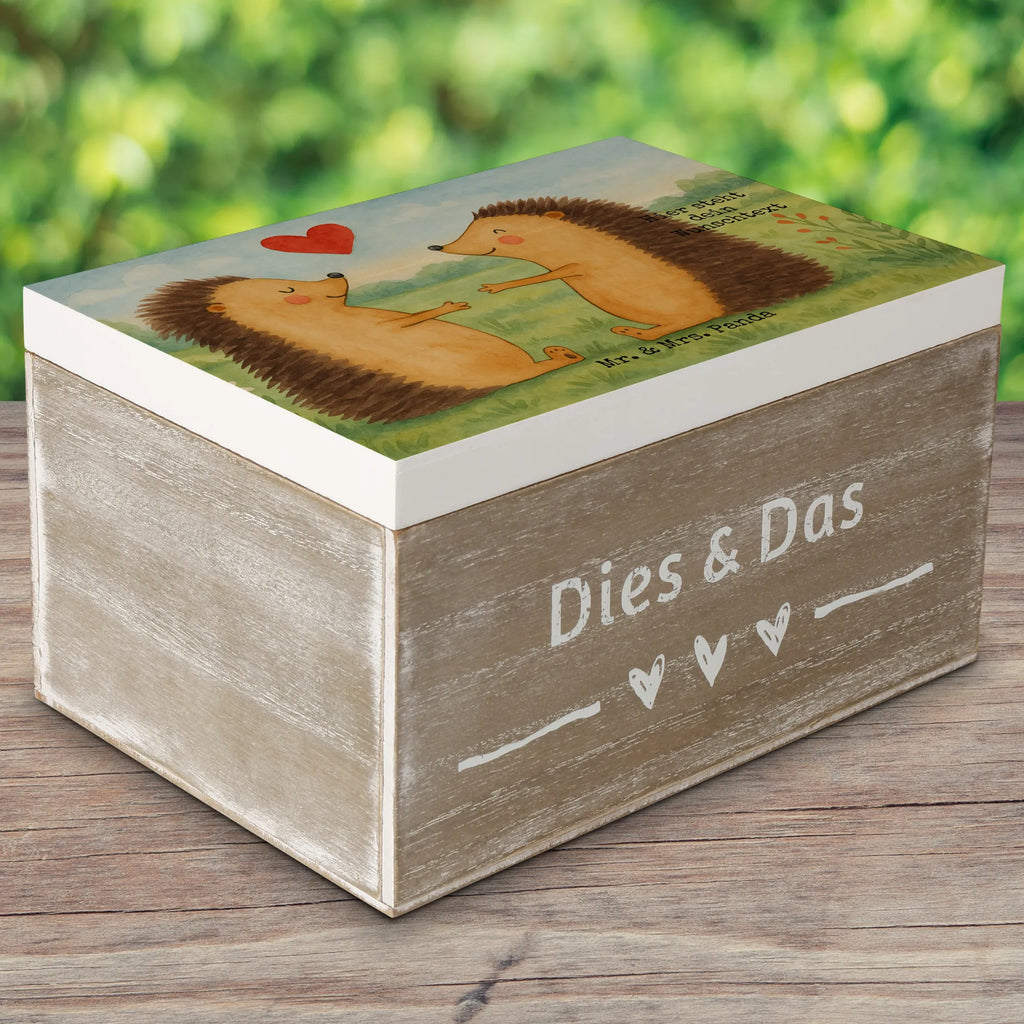 Personalised wooden chest Marriage Hedgehog Design Aufbewahrungsbox mit Namen, Kiste mit Namen, Holzkiste Personalisiert, Truhe Personalisiert, Holzkiste mit Namen, Erinnerungsbox Personalisiert, Geschenkbox personalisiert, Truhe mit Namen, mit Namen, Kiste Personalisiert, GEschenkdose personalisiert, Dekokiste Personalisiert, Dekokiste mit Namen, Erinnerungskiste Personalisiert, Schatzkiste Personalisiert, Aufbewahrungsbox Personalisiert, Erinnerungskiste, Erinnerungsbox mit Namen, Schatzkiste mit Namen, Schatulle mit Namen, Schatulle Personalisiert, Hochzeit, Hochzeitsgeschenk, Ehe, Hochzeitsfeier, Trauung, Trauungsgeschenk, Hochzeitskarte, Verlobungsfeier, Verlobungsgeschenk, Hochzeitsgeschenkideen, Hochzeitsgeschenke für Brautpaar, Liebe, Paargeschenk, Freundin, Igel, Paar, Freund