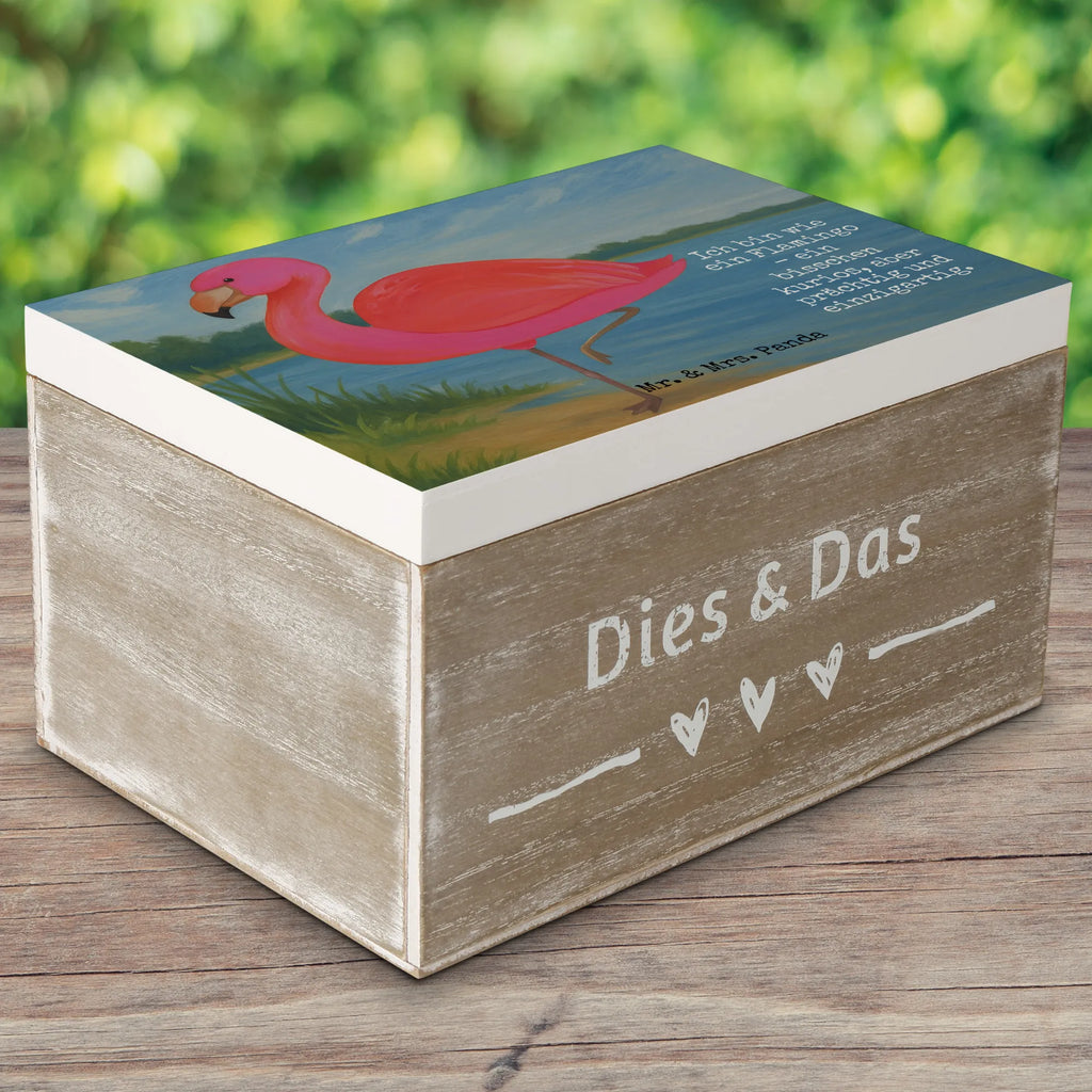 Wooden chest flamingo Classic Design Kiste, Dekokiste, Truhe, Holzkiste, XXL, Schatzkiste, Erinnerungsbox, Aufbewahrungsbox, Geschenkbox, Geschenkdose, Schatulle, Erinnerungskiste, Flamingo, Außenseiter, Spruch, ich, Einzigartig, Selbstliebe, Stolz, Freundin, Sohn, Tochter, Geschwister, für mich, Freundinnen