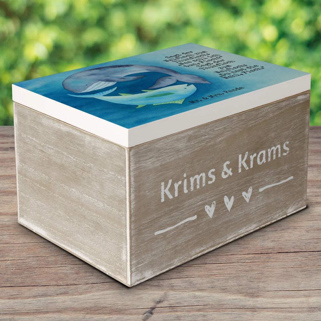 Skrzynia drewniana wieloryb tuńczyk Design Erinnerungskiste, Geschenkdose, Holzkiste, Dekokiste, Geschenkbox, Schatzkiste, Kiste, Schatulle, Truhe, Erinnerungsbox, Aufbewahrungsbox, XXL, Tiermotive, Gute Laune, lustige Sprüche, Tiere, Witz, Flachwitz Geschenk, Wahl, Wal, Flachwitz, Tunfisch, Spruch lustig, Spruch des Tages, Wortwitz lustig