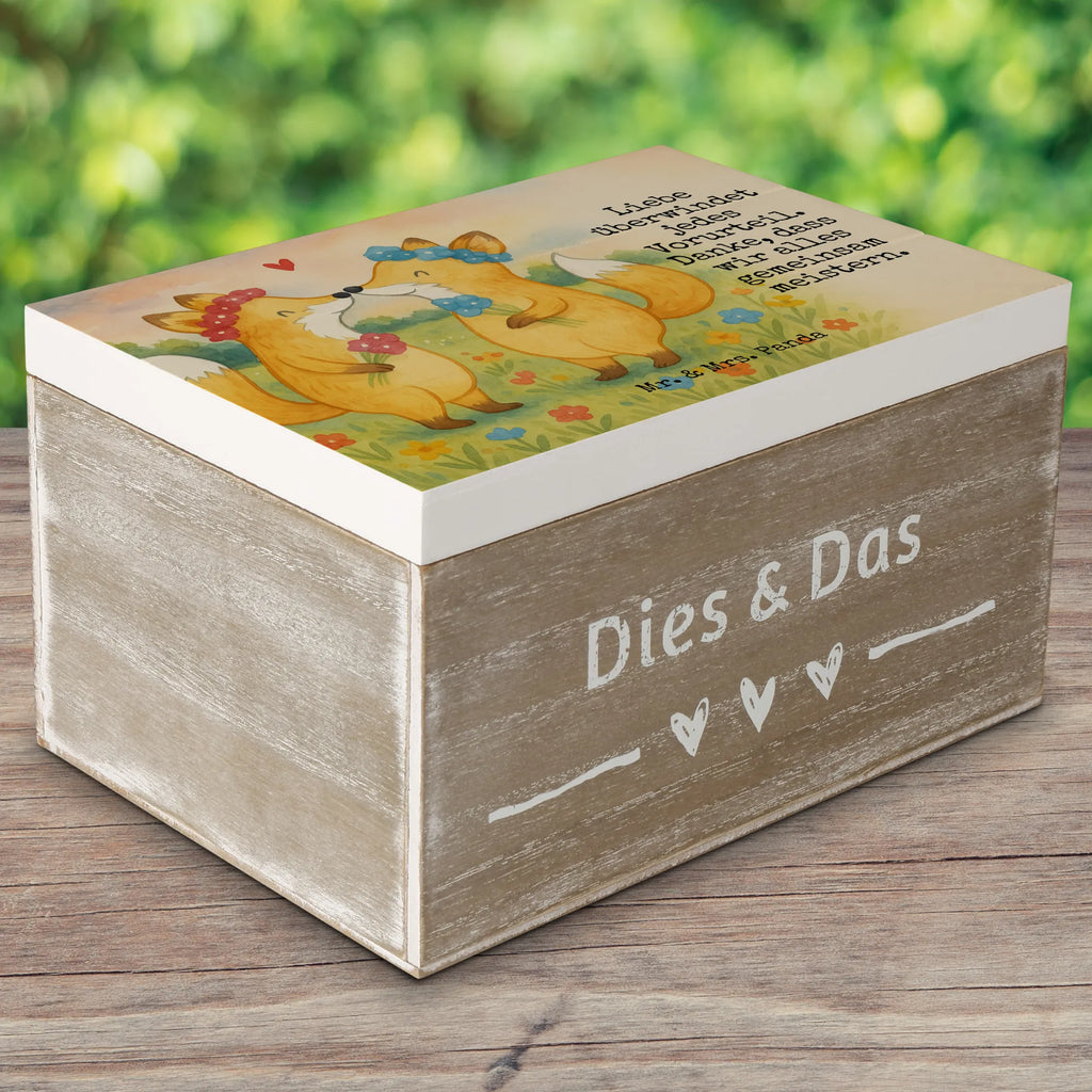 Holzkiste Füchse Lesbian Pride Design Schatulle, Erinnerungskiste, Dekokiste, Kiste, Schatzkiste, Geschenkdose, Geschenkbox, XXL, Truhe, Aufbewahrungsbox, Holzkiste, Erinnerungsbox, Hochzeit, Hochzeitsgeschenk, Ehe, Hochzeitsfeier, Trauung, Trauungsgeschenk, Hochzeitskarte, Verlobungsfeier, Verlobungsgeschenk, Hochzeitsgeschenkideen, Hochzeitsgeschenke für Brautpaar
