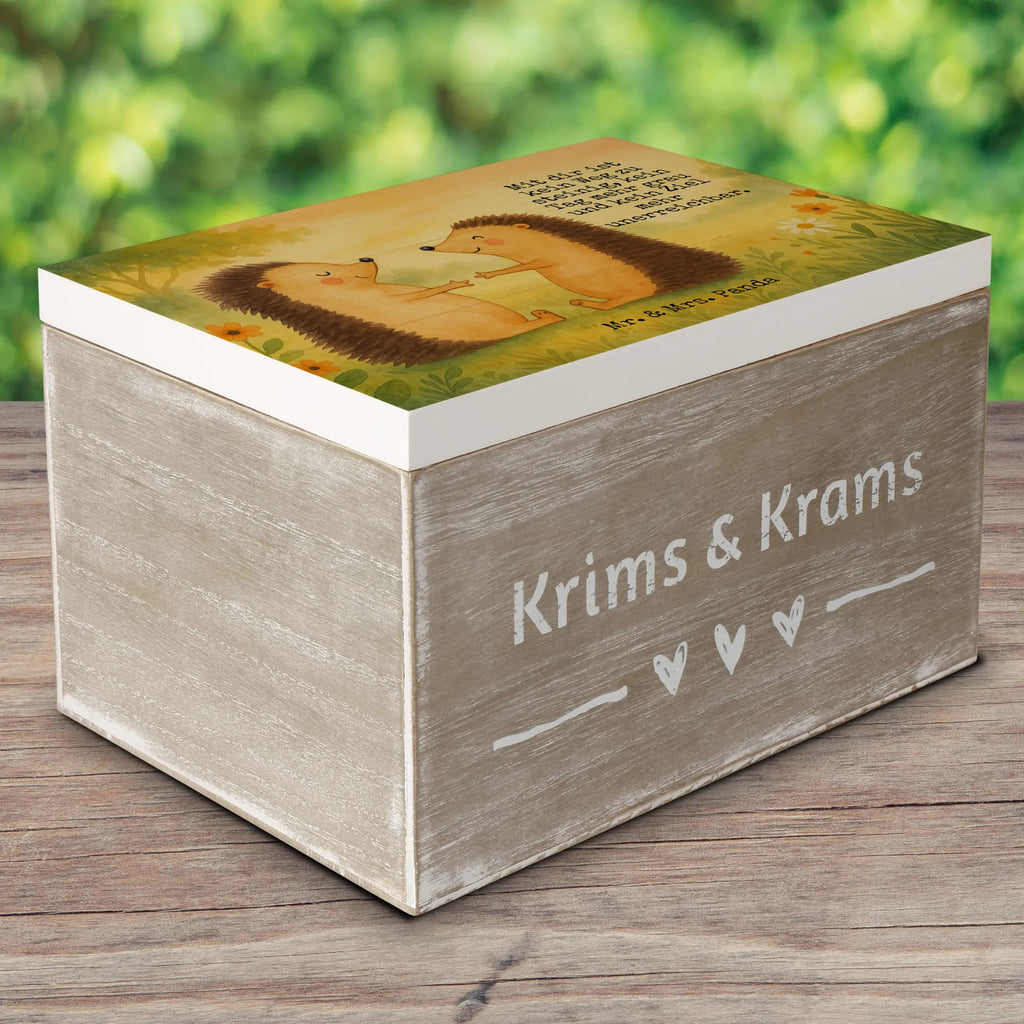 Holzkiste Igel Liebe Design Schatulle, Geschenkbox, Geschenkdose, Holzkiste, Erinnerungskiste, Kiste, Schatzkiste, Aufbewahrungsbox, Truhe, XXL, Dekokiste, Erinnerungsbox, Liebe, Partner, Freund, Freundin, Ehemann, Ehefrau, Heiraten, Verlobung, Heiratsantrag, Liebesgeschenk, Jahrestag, Hocheitstag, Hochzeit, Verheiratet, Hochzeitstag, Verliebt, Igel, Verlobt, Geschenk, Liebesbeweis