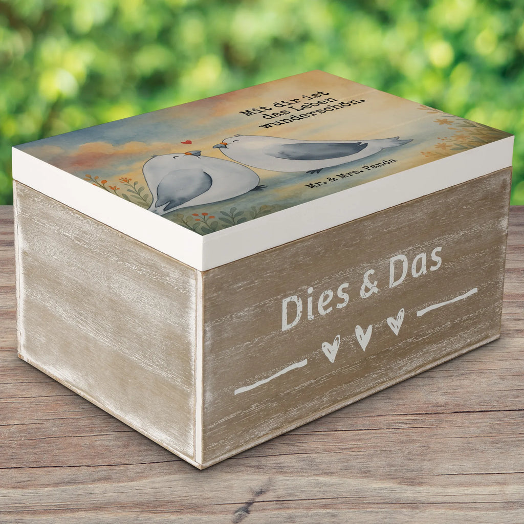 Wooden chest Turtledoves in love Design Truhe, Box aus Holz, Erinnerungsbox Hochzeit, Dekokiste, Holzbox mit Deckel, Schatzkiste, Kiste, Erinnerungsbox, Holzkiste mit Deckel, Erinnerungsbox Baby, Aufbewahrungsbox Holz, Schatulle, Erinnerungskiste, Dekorative Holzkiste, Holztruhe, Holzbox, Aufbewahrungsbox, Holzkisten, Holzboxen, Holz Aufbewahrungsbox, Aufbewahrungskiste, Aufbewahrungsbox aus Holz, Holzkiste, Geschenkbox, Schmuckkästchen, Deko Box, Ordnungsbox, Freundin, Ehefrau, Freund, Jahrestag, Ehemann, Partner, Liebesgeschenk, Verlobung, Heiratsantrag, Heiraten, Hocheitstag, Liebe, Hochzeitstag, Liebesbeweis, Geschenk Freund, Turteltauben, Verheiratet, Turteltäubchen, Tauben, Verlobt, Geschenk Hochzeit, Geschenk Freundin, Verliebt