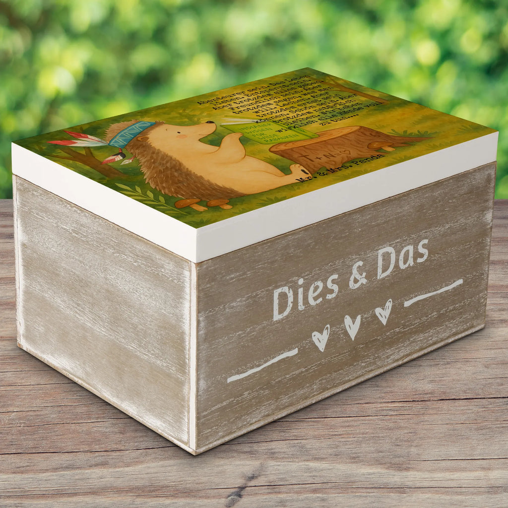 Skrzynia drewniana jeż Ozdoba z piór Design Aufbewahrungsbox aus Holz, Holzkisten, Box aus Holz, holzkästchen, kiste holz, Holz Aufbewahrungsbox, aufbewahrungskiste mit deckel, aufbewahrungstruhe, Aufbewahrungsbox, aufbewahrungsboxen, Holzkiste, Holztruhe, Holzbox mit Deckel, holztruhen, Schatulle, Holzbox, Holzboxen, Aufbewahrungsbox Holz, Aufbewahrungskiste, aufbewahrungskisten, truhe holz, Holzkiste mit Deckel, holzschatulle, box holz, holzschachtel, Waldtiere, Tiere, Indianer, Camping, Lagerfeuer, Igel, Abenteuer