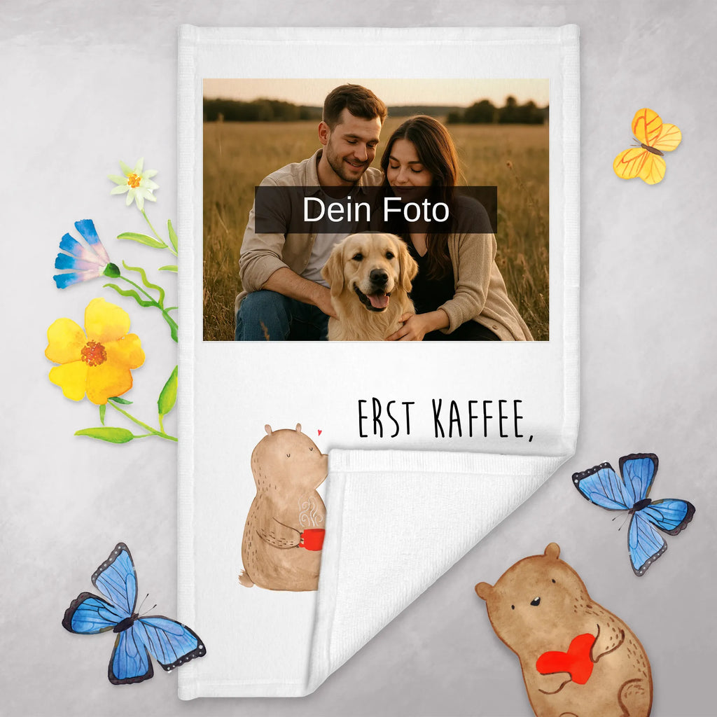 Personalisiertes Foto Gästehandtuch Bär Kaffee Waschhandtuch Mit Foto, Gästehandtuch Nachhaltig Mit Bild, Gästehandtuch Bad Mit Foto, Gästehandtuch Grau Mit Bild, Gästehandtuch Mit Bordüre Und Bild, Gästehandtuch Ökologisch Mit Foto, Gästehandtuch Mit Foto, Gästehandtuch Weich Mit Bild, Handtuch Klein Mit Bild, Handtuch Gästezimmer Mit Foto, Gästehandtuch Hochwertig Mit Foto, Gästehandtuch Waschbar Mit Bild, Gästehandtuch Pflegeleicht Mit Foto, Gästehandtuch Weiß Mit Foto, Gästehandtuch Set Mit Foto, Handtuch Für Gäste Mit Foto, Handtuch Für Toilette Mit Bild, Gästehandtücher Mit Bild, Gästehandtuch Beige Mit Foto, Gästehandtuch 30x50 Mit Bild, Gästehandtuch Bio Baumwolle Mit Bild, Gästehandtuch Mit Muster Und Foto, Handtuch Für Gäste-WC Mit Foto, Gäste-Tuch Mit Eigenem Foto, Gästehandtuch Schnell Trocknend Mit Bild, Personalisiertes Gästehandtuch Mit Foto, Kleines Handtuch Mit Foto, Gästehandtuch Baumwolle Mit Foto, Gästehandtuch Für Hotels Mit Foto, Gästehandtuch Saugfähig Mit Foto, Gästehandtuch Klassisch Mit Bild, Gästehandtuch Bunt Mit Foto, Gästehandtuch Badezimmer Mit Bild, Gästehandtuch Modern Mit Foto, Gästehandtuch Schwarz Mit Foto, Handtuch Gästeformat Mit Foto, Gästehandtuch Strapazierfähig Mit Foto, Bär, Teddy, Teddybär, Kaffee, guten Morgen, Bären, Coffee, Welt erobern, Motivation, Welt retten, Morgenroutine