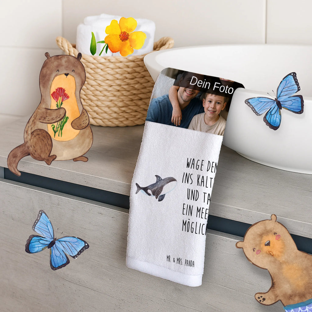 Personalisiertes Foto Gästehandtuch Orca Gästehandtuch Beige Mit Foto, Gästehandtuch Bio Baumwolle Mit Bild, Handtuch Gästezimmer Mit Foto, Gästehandtuch Pflegeleicht Mit Foto, Gästehandtuch Saugfähig Mit Foto, Gästehandtuch Schwarz Mit Foto, Gästehandtuch Grau Mit Bild, Gästehandtuch Nachhaltig Mit Bild, Kleines Handtuch Mit Foto, Gästehandtuch Ökologisch Mit Foto, Handtuch Für Gäste Mit Foto, Gästehandtücher Mit Bild, Gästehandtuch Weiß Mit Foto, Gästehandtuch Hochwertig Mit Foto, Gästehandtuch Waschbar Mit Bild, Gästehandtuch Mit Muster Und Foto, Waschhandtuch Mit Foto, Gästehandtuch Klassisch Mit Bild, Handtuch Für Gäste-WC Mit Foto, Gästehandtuch Mit Bordüre Und Bild, Gästehandtuch Modern Mit Foto, Gästehandtuch Strapazierfähig Mit Foto, Handtuch Klein Mit Bild, Handtuch Gästeformat Mit Foto, Gästehandtuch Weich Mit Bild, Gästehandtuch Für Hotels Mit Foto, Handtuch Für Toilette Mit Bild, Gästehandtuch Bunt Mit Foto, Gästehandtuch Bad Mit Foto, Gäste-Tuch Mit Eigenem Foto, Gästehandtuch Set Mit Foto, Personalisiertes Gästehandtuch Mit Foto, Gästehandtuch Baumwolle Mit Foto, Gästehandtuch 30x50 Mit Bild, Gästehandtuch Schnell Trocknend Mit Bild, Gästehandtuch Mit Foto, Gästehandtuch Badezimmer Mit Bild, Meerestiere, Meer, Urlaub, Möglichkeiten, Killerwal, Orcas, Büro, Selbstliebe, Neustart, Motivation, Startup, Arbeit, Orca, Wal