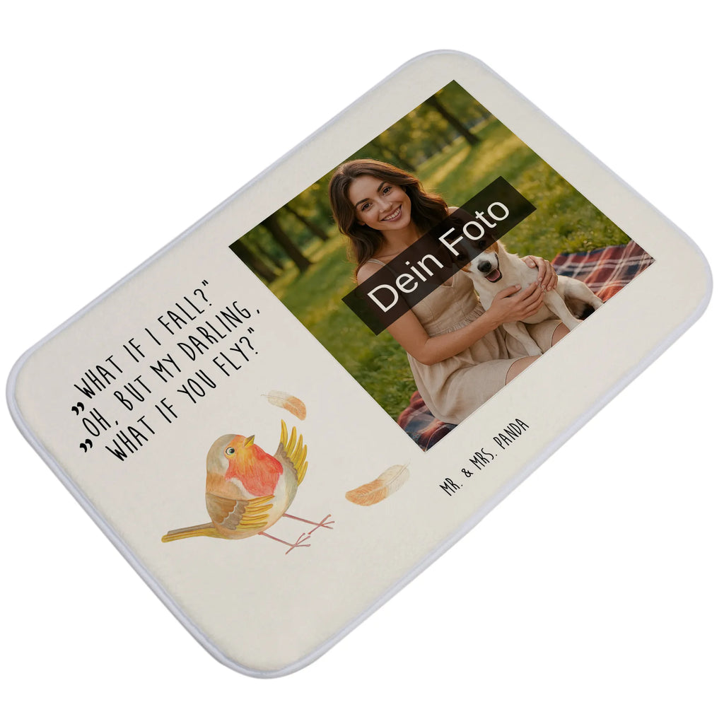 Personalisierte Foto Badematte Rotkehlchen Federn Weißer Badvorleger Mit Foto, Werbegeschenk Mit Foto, Teppich Fürs Bad Mit Eigenem Bild, Klassischer Badvorleger Mit Foto, Badvorleger Mit Eigenem Motiv, Weicher Badvorleger Mit Bild, Rutschfester Badvorleger Mit Foto, Personaliserter Badvorleger Mit Foto, Waschbarer Badvorleger Mit Foto, Gäste-WC Badvorleger Mit Foto, Duschvorleger Mit Foto, Badvorleger Mikrofaser Mit Foto, Schwarzer Badvorleger Mit Bild, Gemusterter Badvorleger Mit Bild, Badvorleger Mit Eigenem Foto, Badvorleger Mit Fotodruck, Badläufer Mit Bild, Bad Fußmatte Mit Bild, Badematte Rutschfest Mit Foto, Badematte selber gestalten, Design Badvorleger Mit Eigenem Foto, Saugfähiger Badvorleger Mit Foto, Rechteckiger Badvorleger Mit Bild, Badematte Mit Foto, Badvorleger Groß Mit Foto, Badmatte Waschbar Mit Foto, Badvorleger Mit Bild, Badematte mit Foto, Runder Badvorleger Mit Foto, Badezimmerteppich Mit Foto, Werbegeschenk Mit Logo, Badvorleger Mit Foto, Foto Badvorleger Für Dusche, Badematten Set Mit Foto, Vintage Badvorleger Mit Foto, Badvorleger Mit Wunschbild, Moderner Badvorleger Mit Bild, Badezimmer Matte Mit Foto, Badgarnitur Mit Foto, Badvorleger Für Badewanne Mit Bild, Badteppich Mit Bild, Badezimmermatte Mit Foto, Badvorleger Selbst Gestalten Mit Foto, Firmengeschenk Mit Eigenem Logo, Badvorleger Klein Mit Bild, Badvorleger Baumwolle Mit Bild, Tiermotive, Gute Laune, lustige Sprüche, Tiere, Motivationsbilder, Rotkehlchen, What if i fall, fliegen, Motivation Sprüche, Spruch Motivation, Vogel, Spruch Mut