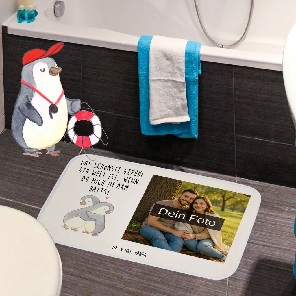 Personalisierte Foto Badematte Pinguine Kuscheln Badvorleger Mit Eigenem Foto, Badvorleger Groß Mit Foto, Weißer Badvorleger Mit Foto, Badläufer Mit Bild, Badezimmer Matte Mit Foto, Firmengeschenk Mit Eigenem Logo, Saugfähiger Badvorleger Mit Foto, Moderner Badvorleger Mit Bild, Rutschfester Badvorleger Mit Foto, Gäste-WC Badvorleger Mit Foto, Badematte mit Foto, Waschbarer Badvorleger Mit Foto, Badvorleger Mit Wunschbild, Badteppich Mit Bild, Foto Badvorleger Für Dusche, Duschvorleger Mit Foto, Badvorleger Mit Eigenem Motiv, Werbegeschenk Mit Foto, Klassischer Badvorleger Mit Foto, Badgarnitur Mit Foto, Gemusterter Badvorleger Mit Bild, Badvorleger Mit Bild, Badvorleger Klein Mit Bild, Badematten Set Mit Foto, Personaliserter Badvorleger Mit Foto, Badematte Mit Foto, Rechteckiger Badvorleger Mit Bild, Design Badvorleger Mit Eigenem Foto, Runder Badvorleger Mit Foto, Werbegeschenk Mit Logo, Badvorleger Mit Fotodruck, Badvorleger Baumwolle Mit Bild, Badvorleger Für Badewanne Mit Bild, Badvorleger Mikrofaser Mit Foto, Weicher Badvorleger Mit Bild, Teppich Fürs Bad Mit Eigenem Bild, Badematte Rutschfest Mit Foto, Badvorleger Mit Foto, Badezimmermatte Mit Foto, Vintage Badvorleger Mit Foto, Badematte selber gestalten, Badezimmerteppich Mit Foto, Schwarzer Badvorleger Mit Bild, Bad Fußmatte Mit Bild, Badmatte Waschbar Mit Foto, Badvorleger Selbst Gestalten Mit Foto, Liebe, Partner, Freund, Freundin, Ehemann, Ehefrau, Heiraten, Verlobung, Heiratsantrag, Liebesgeschenk, Jahrestag, Hocheitstag, Liebesbeweis, Geschenk für Freundin, für Ehemann, Hochzeitstag, Valentinstag, Geschenk für Frauen, Geschenk für Partner, für Männer, Mitbringsel