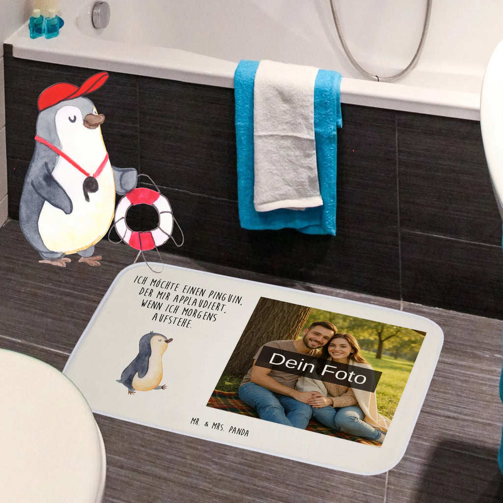 Personalisierte Foto Badematte Pinguin marschieren Badvorleger Baumwolle Mit Bild, Badematte Rutschfest Mit Foto, Badematte mit Foto, Bad Fußmatte Mit Bild, Gemusterter Badvorleger Mit Bild, Rechteckiger Badvorleger Mit Bild, Duschvorleger Mit Foto, Schwarzer Badvorleger Mit Bild, Badematten Set Mit Foto, Badgarnitur Mit Foto, Badvorleger Für Badewanne Mit Bild, Teppich Fürs Bad Mit Eigenem Bild, Badvorleger Mit Wunschbild, Badvorleger Klein Mit Bild, Design Badvorleger Mit Eigenem Foto, Foto Badvorleger Für Dusche, Werbegeschenk Mit Logo, Badläufer Mit Bild, Badvorleger Mit Eigenem Foto, Badezimmerteppich Mit Foto, Gäste-WC Badvorleger Mit Foto, Weicher Badvorleger Mit Bild, Badteppich Mit Bild, Badvorleger Groß Mit Foto, Badvorleger Mit Eigenem Motiv, Badematte Mit Foto, Badvorleger Mikrofaser Mit Foto, Klassischer Badvorleger Mit Foto, Runder Badvorleger Mit Foto, Badezimmer Matte Mit Foto, Vintage Badvorleger Mit Foto, Badvorleger Mit Foto, Saugfähiger Badvorleger Mit Foto, Moderner Badvorleger Mit Bild, Badvorleger Mit Bild, Personaliserter Badvorleger Mit Foto, Badezimmermatte Mit Foto, Weißer Badvorleger Mit Foto, Werbegeschenk Mit Foto, Badvorleger Selbst Gestalten Mit Foto, Badvorleger Mit Fotodruck, Badmatte Waschbar Mit Foto, Badematte selber gestalten, Waschbarer Badvorleger Mit Foto, Firmengeschenk Mit Eigenem Logo, Rutschfester Badvorleger Mit Foto, Pinguin, Bruder, Langschläfer, Familie, Schwester, Pinguine, Frühaufsteher