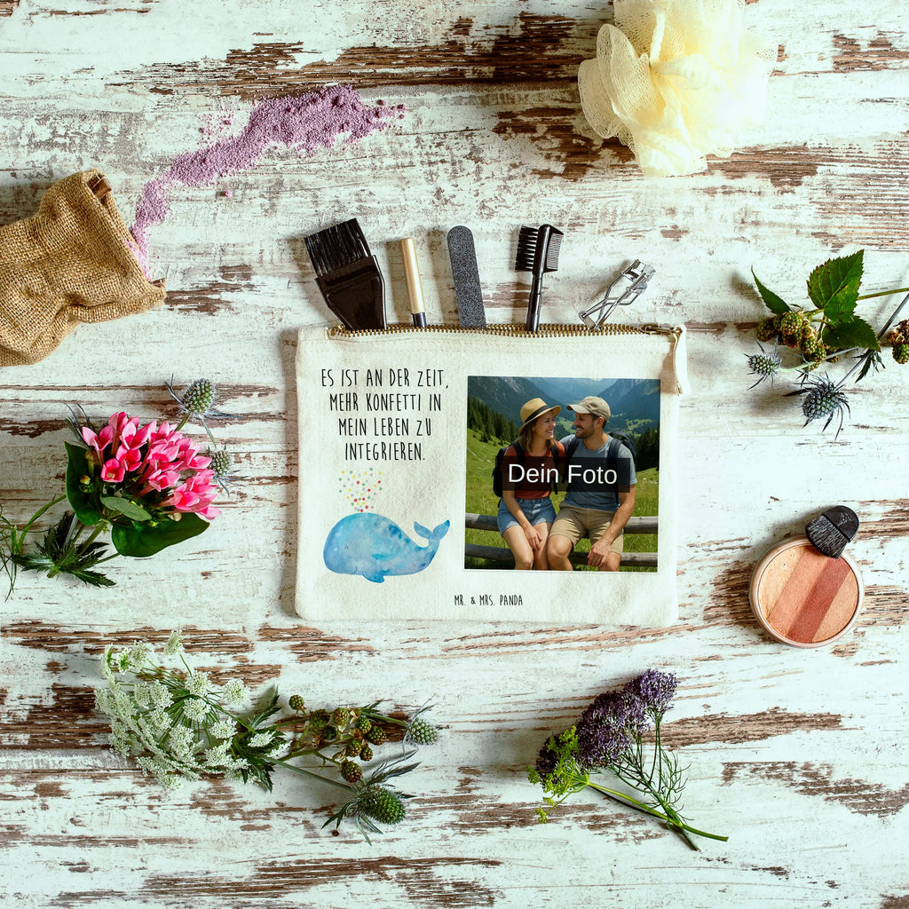 Personalisierte Foto Schminktasche Wal Konfetti Schminktasche Mit Foto, Personalisierte Schminktasche Mit Foto, Schminktasche Mit Eigenem Bild, Schminktasche Mit Wunschfoto, Kosmetiktasche Mit Foto, Make-Up Tasche Mit Foto, Schminktäschchen Mit Bild, Schminkbeutel Mit Fotodruck, Kulturbeutel Damen Mit Foto, Kosmetiktasche Damen Mit Bild, Schminktasche Klein Mit Foto, Schminktasche Groß Mit Bild, Schminktasche Reise Mit Foto, Schminktasche Für Unterwegs Mit Foto, Schminktasche Zum Aufhängen Mit Bild, Schminktasche Mit Reißverschluss Und Foto, Schminktasche Mit Fächern Und Bild, Schminktasche Stoff Mit Eigenem Foto, Schminktasche Leder Mit Fotodruck, Schminktasche Nachhaltig Mit Bild, Schminktasche Mit Muster Und Foto, Schminktasche Blumen Mit Foto, Schminktasche Tiermotiv Mit Eigenem Bild, Kosmetiktasche Für Handtasche Mit Foto, Kosmetiktasche Zum Mitnehmen Mit Bild, Kosmetiktasche Organizer Mit Foto, Reise-Kosmetiktasche Mit Eigenem Motiv, Schminktasche Geschenk Mit Foto, Schminktasche Für Teenager Mit Bild, Schminktasche Für Mädchen Mit Foto, Aufbewahrung Für Schminke Mit Foto, Stifteaufbewahrung Mit Bild, Stiftetasche Mit Eigenem Foto, Meerestiere, Meer, Urlaub, Wal, Konfetti, Wale, Motivation, Neuanfang, Trennung, Diät, Abnehmen, Neustart, Lebensabschnitt, Geburtstag