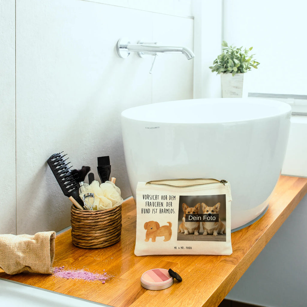 Personalisierte Foto Schminktasche Hund Flauschig Schminktasche Mit Foto, Personalisierte Schminktasche Mit Foto, Schminktasche Mit Eigenem Bild, Schminktasche Mit Wunschfoto, Kosmetiktasche Mit Foto, Make-Up Tasche Mit Foto, Schminktäschchen Mit Bild, Schminkbeutel Mit Fotodruck, Kulturbeutel Damen Mit Foto, Kosmetiktasche Damen Mit Bild, Schminktasche Klein Mit Foto, Schminktasche Groß Mit Bild, Schminktasche Reise Mit Foto, Schminktasche Für Unterwegs Mit Foto, Schminktasche Zum Aufhängen Mit Bild, Schminktasche Mit Reißverschluss Und Foto, Schminktasche Mit Fächern Und Bild, Schminktasche Stoff Mit Eigenem Foto, Schminktasche Leder Mit Fotodruck, Schminktasche Nachhaltig Mit Bild, Schminktasche Mit Muster Und Foto, Schminktasche Blumen Mit Foto, Schminktasche Tiermotiv Mit Eigenem Bild, Kosmetiktasche Für Handtasche Mit Foto, Kosmetiktasche Zum Mitnehmen Mit Bild, Kosmetiktasche Organizer Mit Foto, Reise-Kosmetiktasche Mit Eigenem Motiv, Schminktasche Geschenk Mit Foto, Schminktasche Für Teenager Mit Bild, Schminktasche Für Mädchen Mit Foto, Aufbewahrung Für Schminke Mit Foto, Stifteaufbewahrung Mit Bild, Stiftetasche Mit Eigenem Foto, Hund, Hundemotiv, Haustier, Hunderasse, Tierliebhaber, Hundebesitzer, Sprüche, Hunde, Frauchen, Hundemama, Hundeliebe