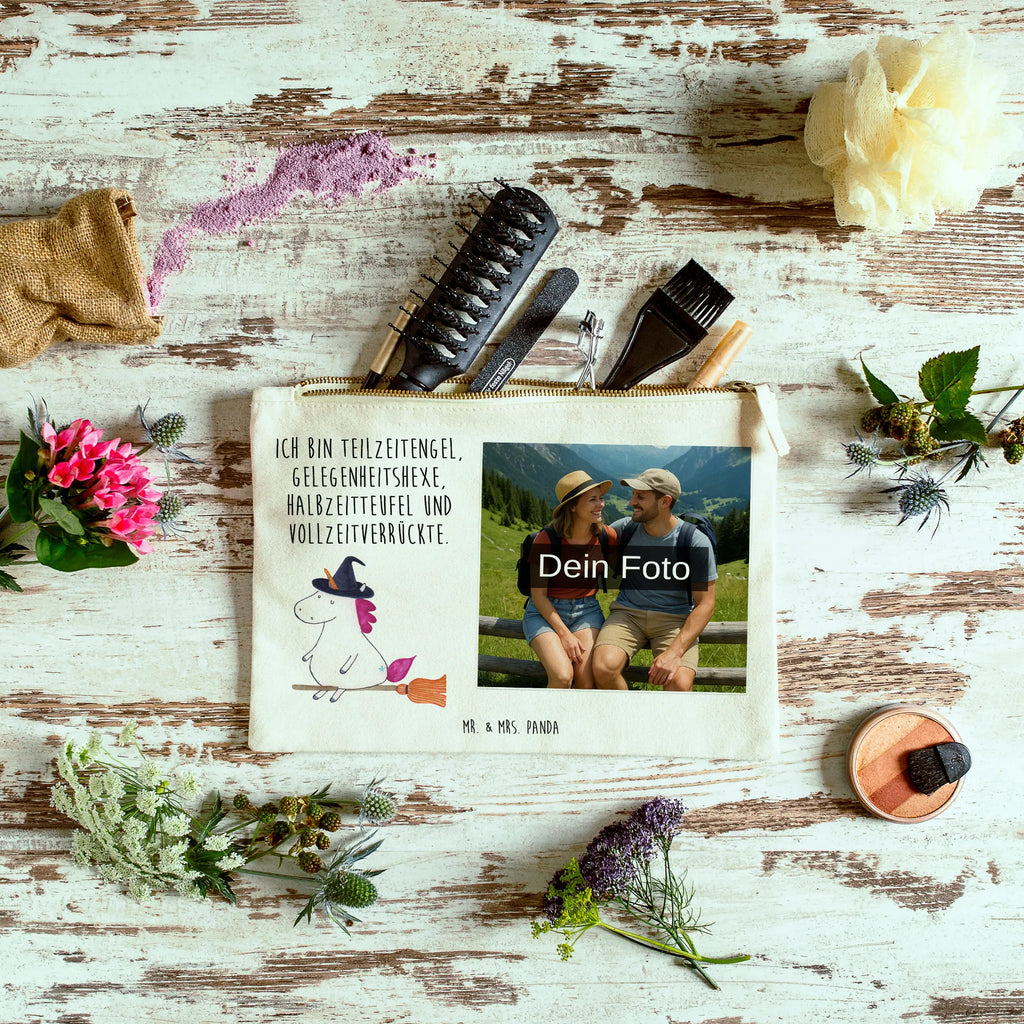 Personalisierte Foto Schminktasche Einhorn Hexe Kosmetiktasche Mit Foto, Schminktasche Mit Fächern Und Bild, Schminktasche Reise Mit Foto, Make-Up Tasche Mit Foto, Kulturbeutel Damen Mit Foto, Schminktasche Für Mädchen Mit Foto, Schminktasche Nachhaltig Mit Bild, Schminktasche Mit Foto, Schminktasche Groß Mit Bild, Schminktasche Stoff Mit Eigenem Foto, Schminktasche Mit Reißverschluss Und Foto, Schminktasche Für Teenager Mit Bild, Schminktasche Für Unterwegs Mit Foto, Schminktasche Klein Mit Foto, Kosmetiktasche Damen Mit Bild, Schminkbeutel Mit Fotodruck, Schminktasche Mit Muster Und Foto, Schminktasche Geschenk Mit Foto, Schminktasche Leder Mit Fotodruck, Schminktasche Mit Wunschfoto, Schminktasche Tiermotiv Mit Eigenem Bild, Kosmetiktasche Für Handtasche Mit Foto, Stifteaufbewahrung Mit Bild, Schminktasche Zum Aufhängen Mit Bild, Kosmetiktasche Zum Mitnehmen Mit Bild, Kosmetiktasche Organizer Mit Foto, Stiftetasche Mit Eigenem Foto, Reise-Kosmetiktasche Mit Eigenem Motiv, Schminktasche Blumen Mit Foto, Aufbewahrung Für Schminke Mit Foto, Schminktäschchen Mit Bild, Personalisierte Schminktasche Mit Foto, Schminktasche Mit Eigenem Bild, Einhorn, Einhörner, Einhorn Deko, Unicorn, Freundin, Engel, Verrückte, Frau, Ehefrau, Leben, Teufel, Hexe, Zicke